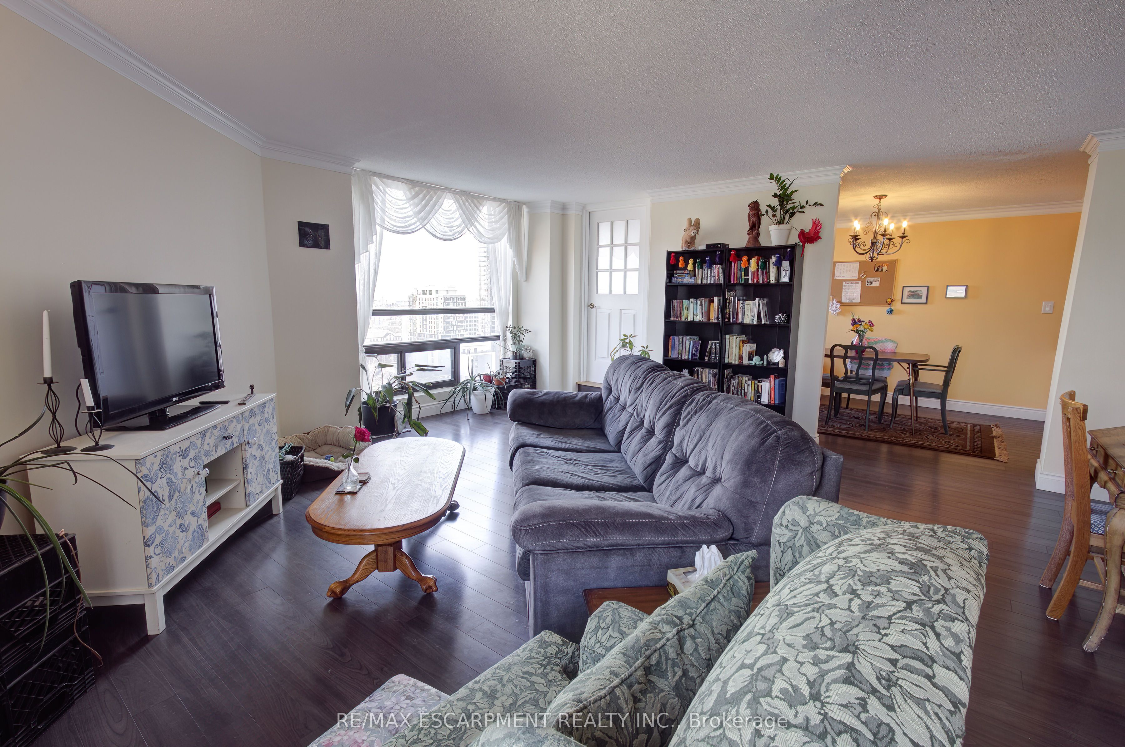 222 Jackson Street W 1406 Property Photo 16