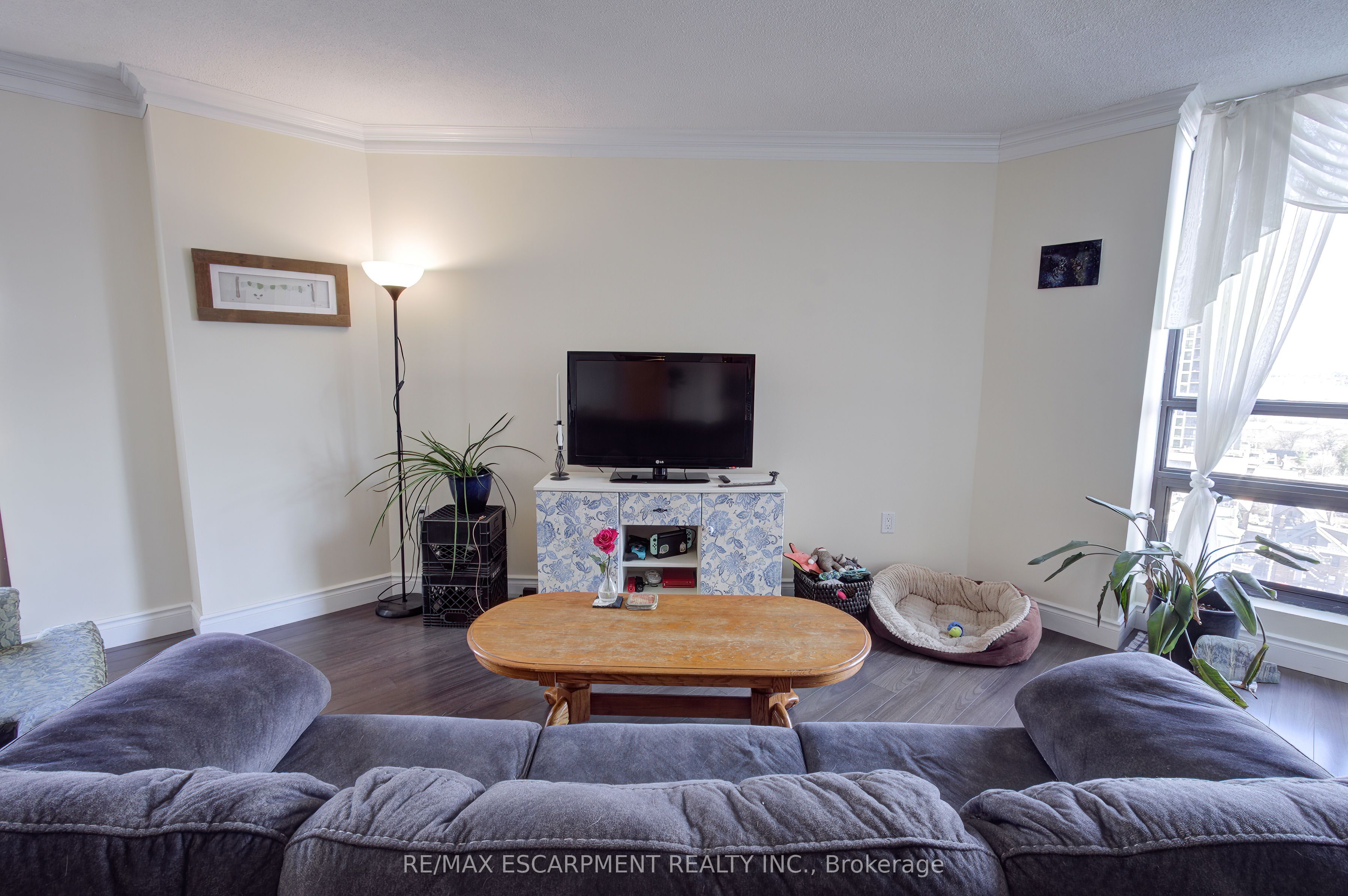 222 Jackson Street W 1406 Property Photo 17