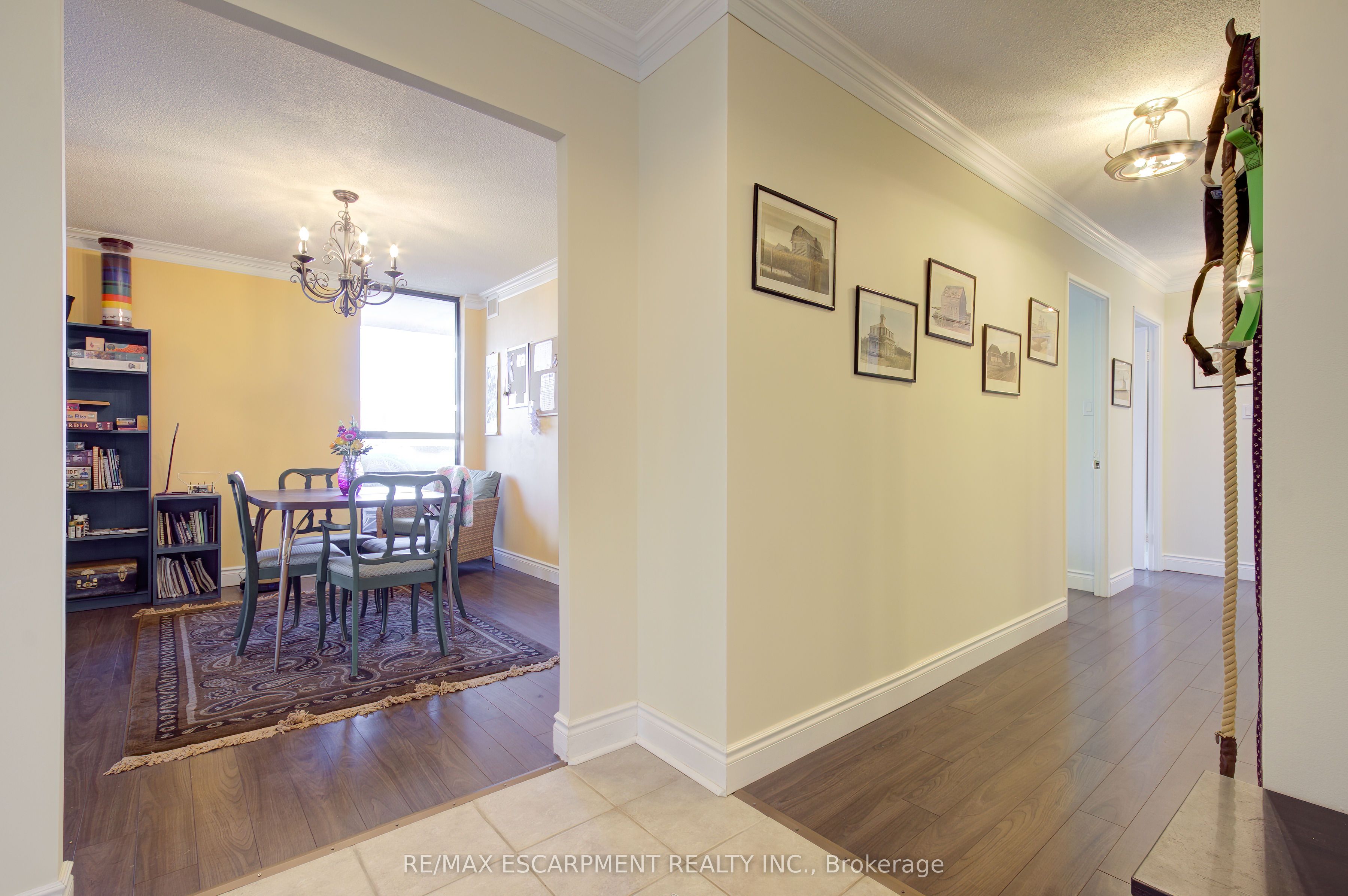 222 Jackson Street W 1406 Property Photo 23