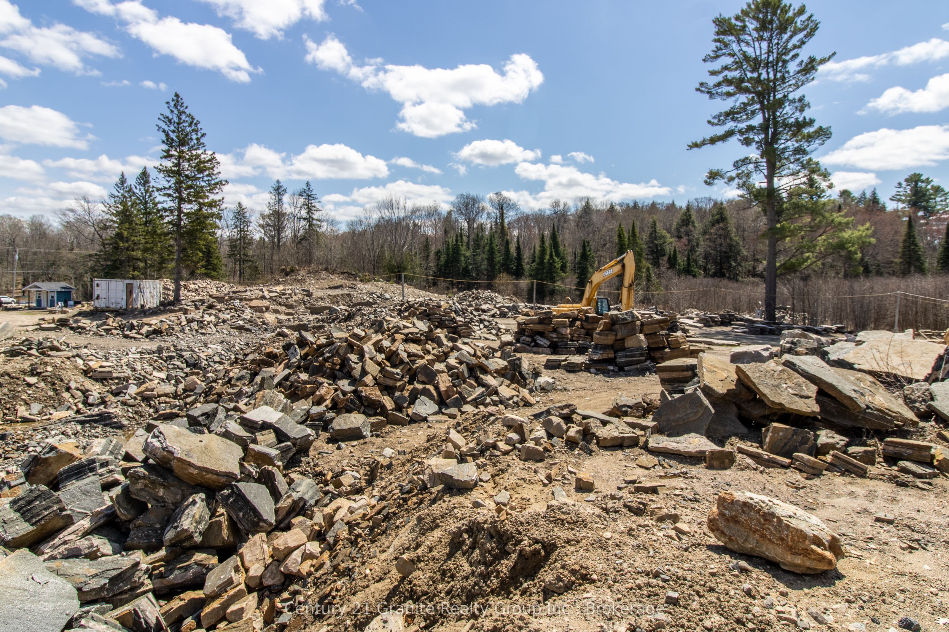 13495 Highway 35 Property Photo 2