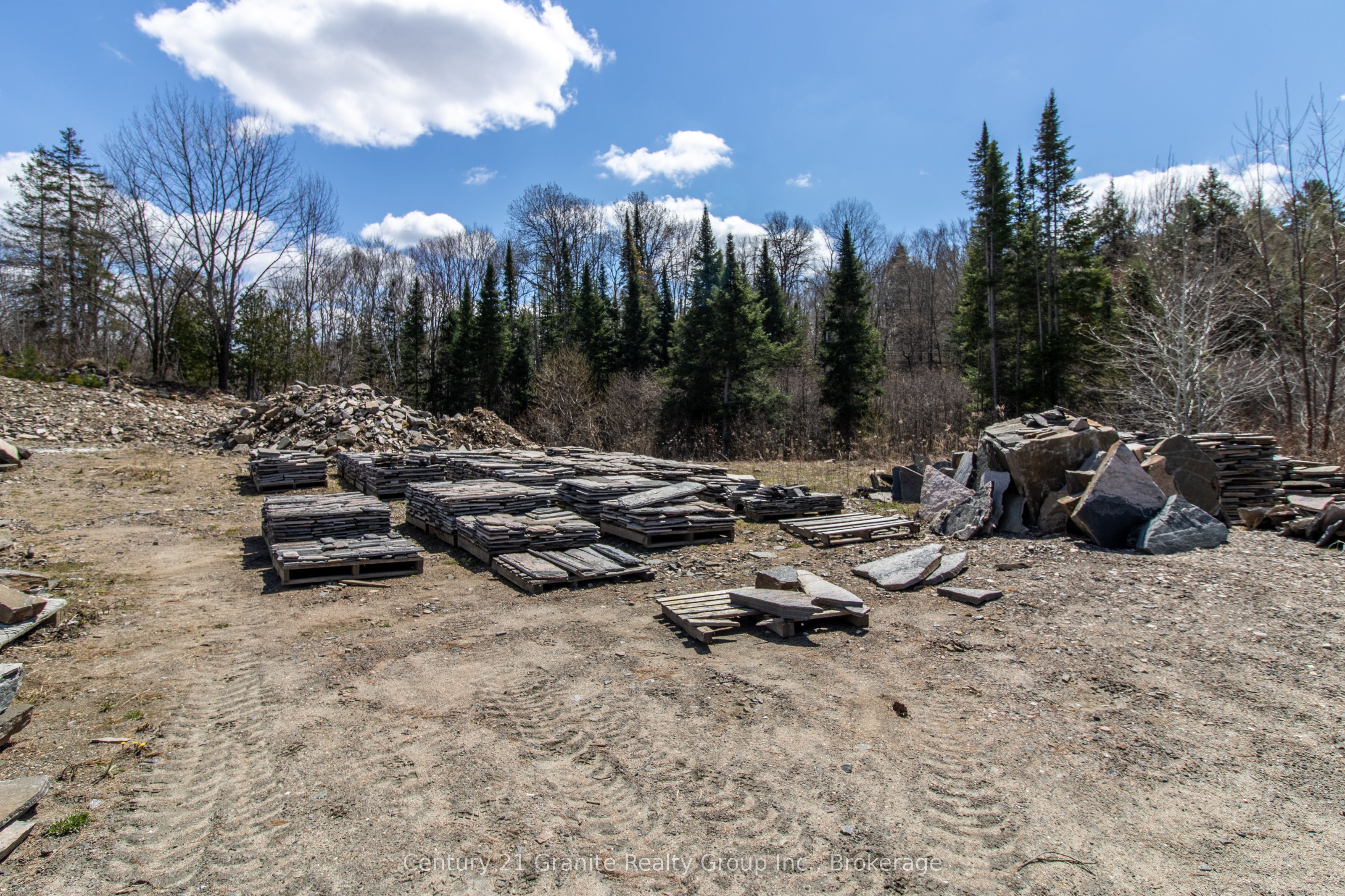 13495 Highway 35 Property Photo 10