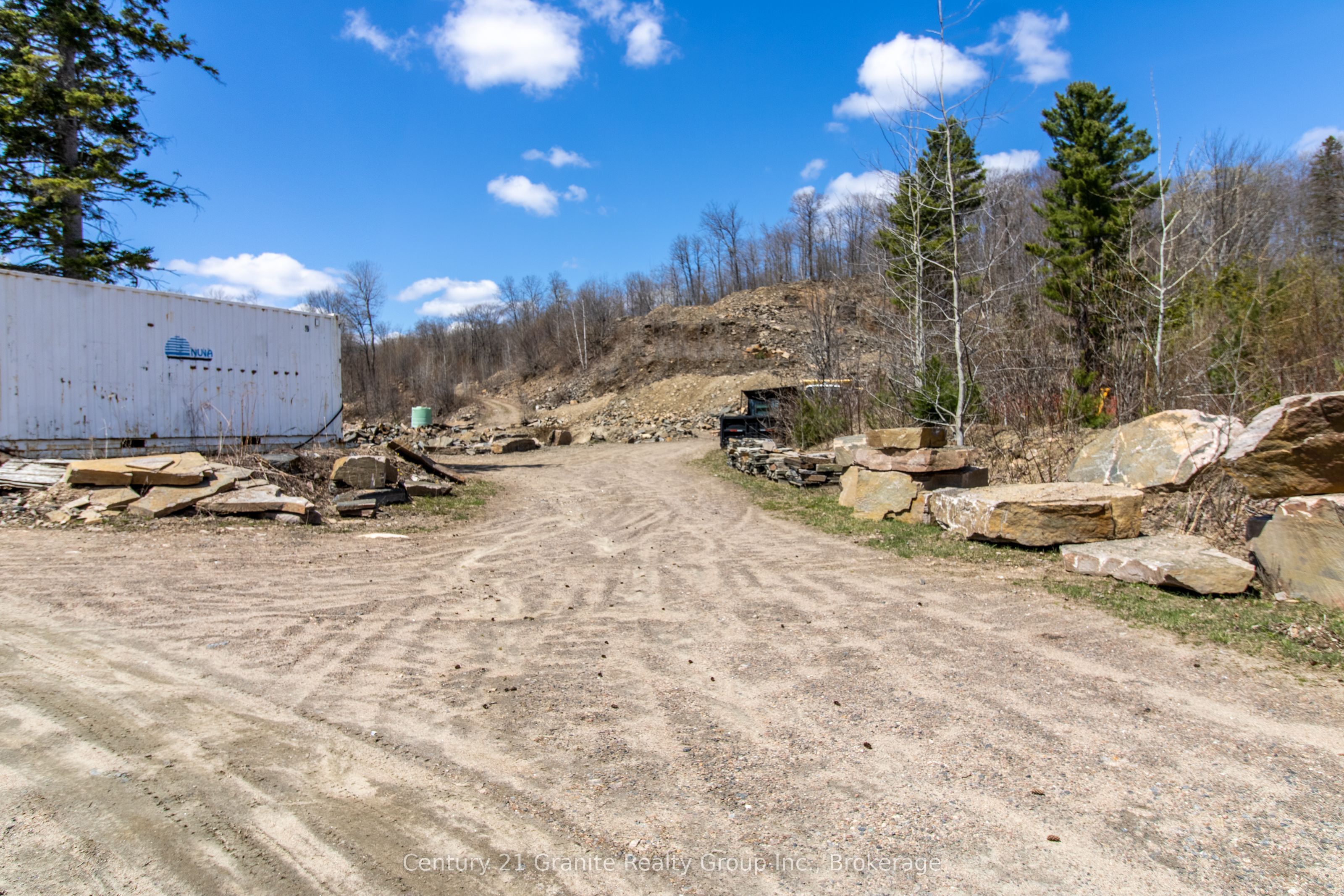 13495 Highway 35 Property Photo 32