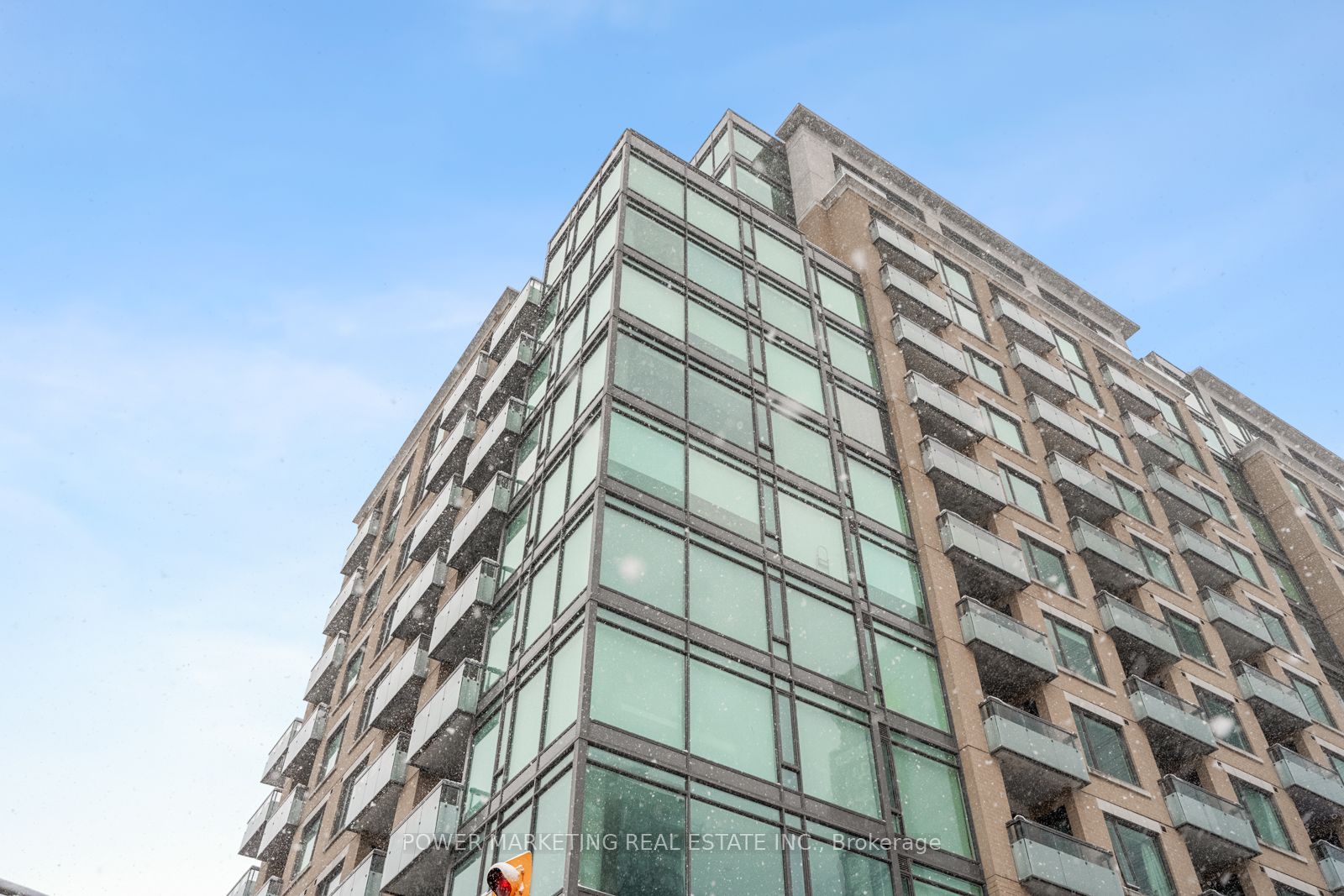 #203 - 238 Besserer Street Property Photo