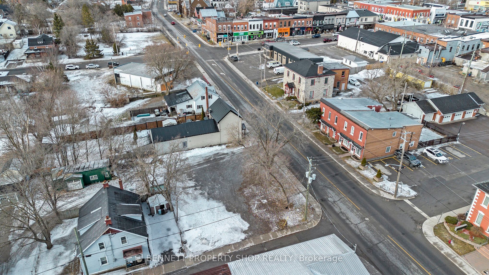119 & 125 Daniel Street Property Photo 8