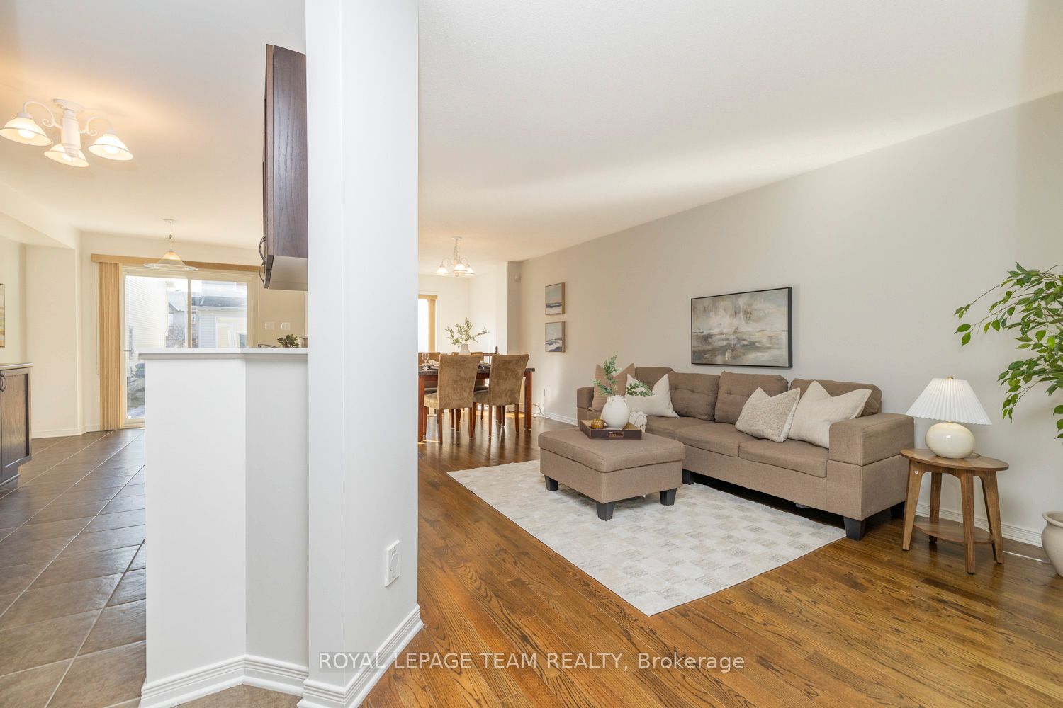 209 Macoun Circle Property Photo 4