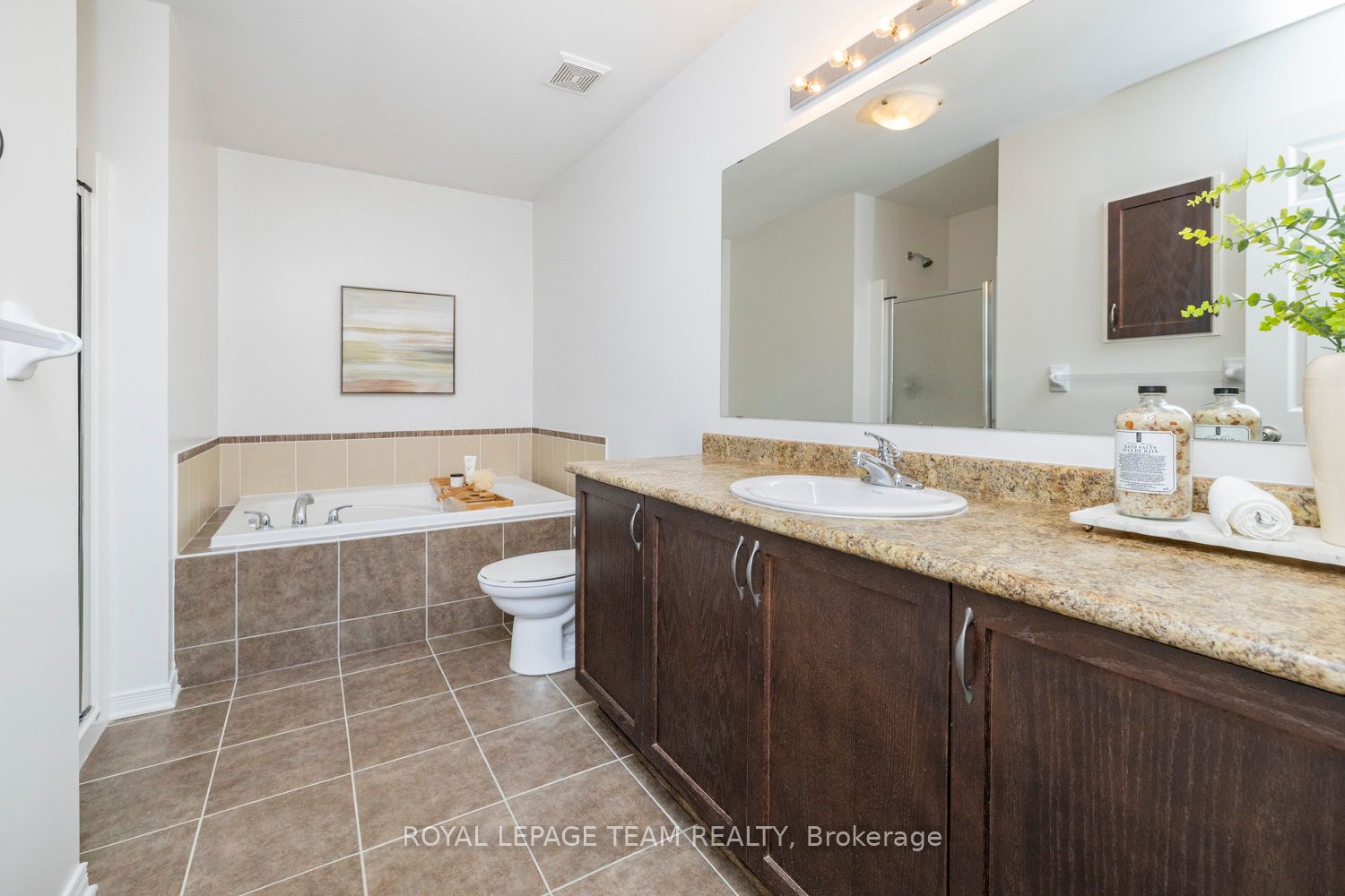 209 Macoun Circle Property Photo 20