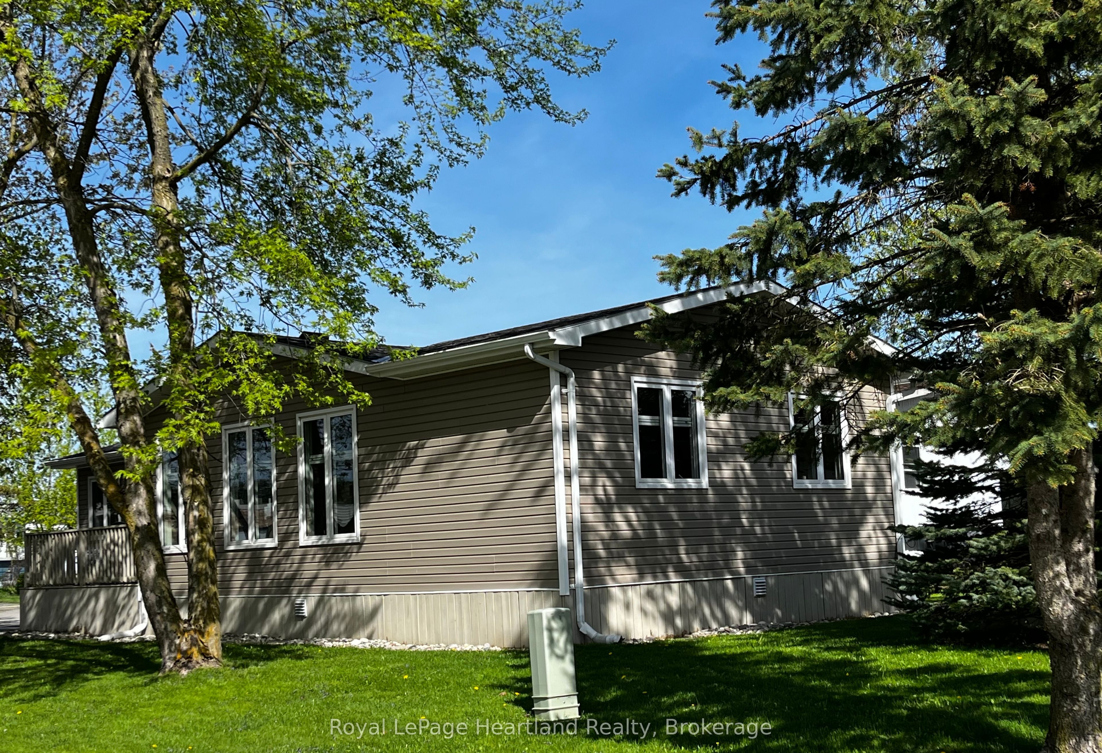 21 Kalisch Ave Property Photo 1