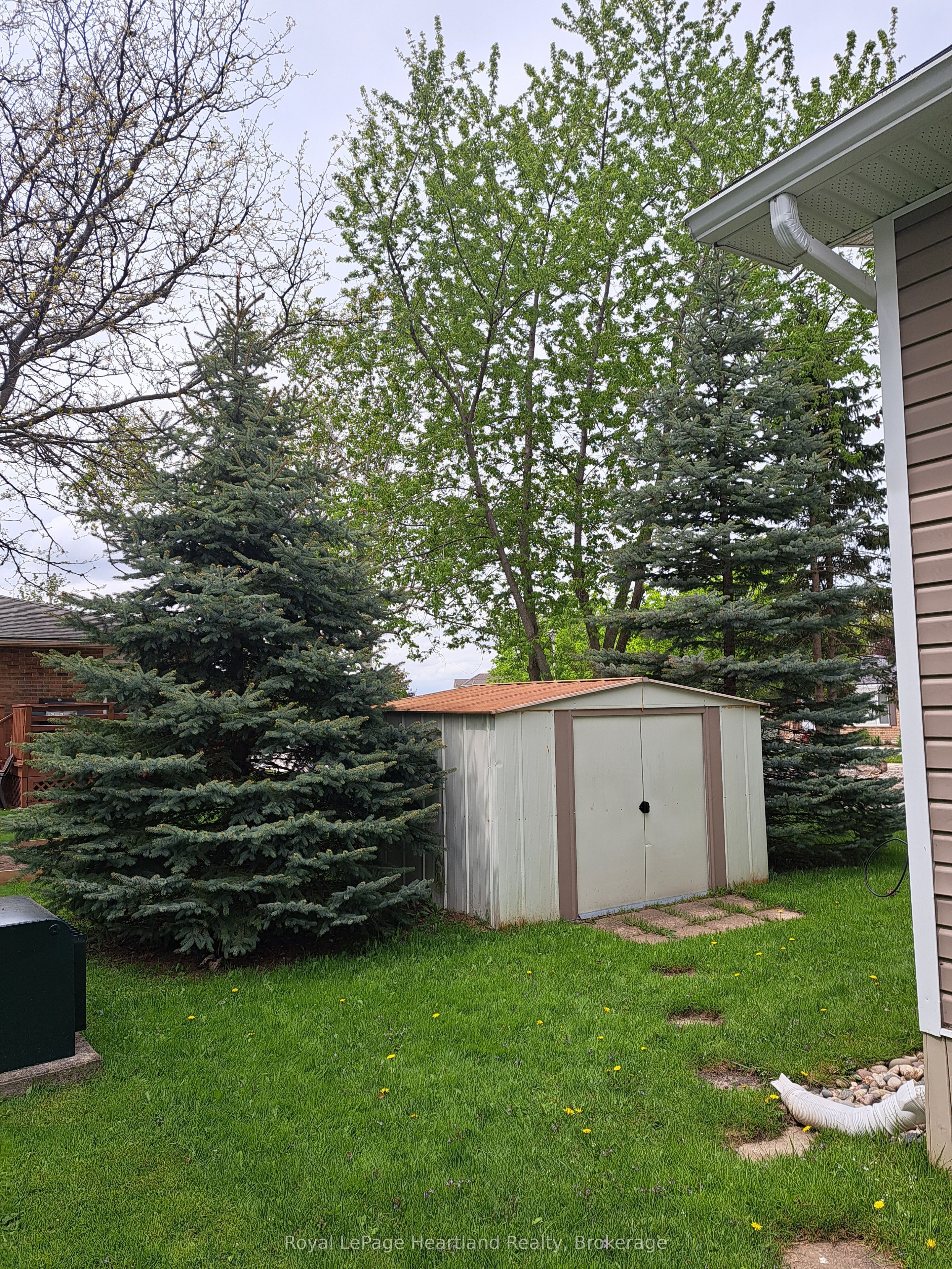 21 Kalisch Avenue Property Photo 19