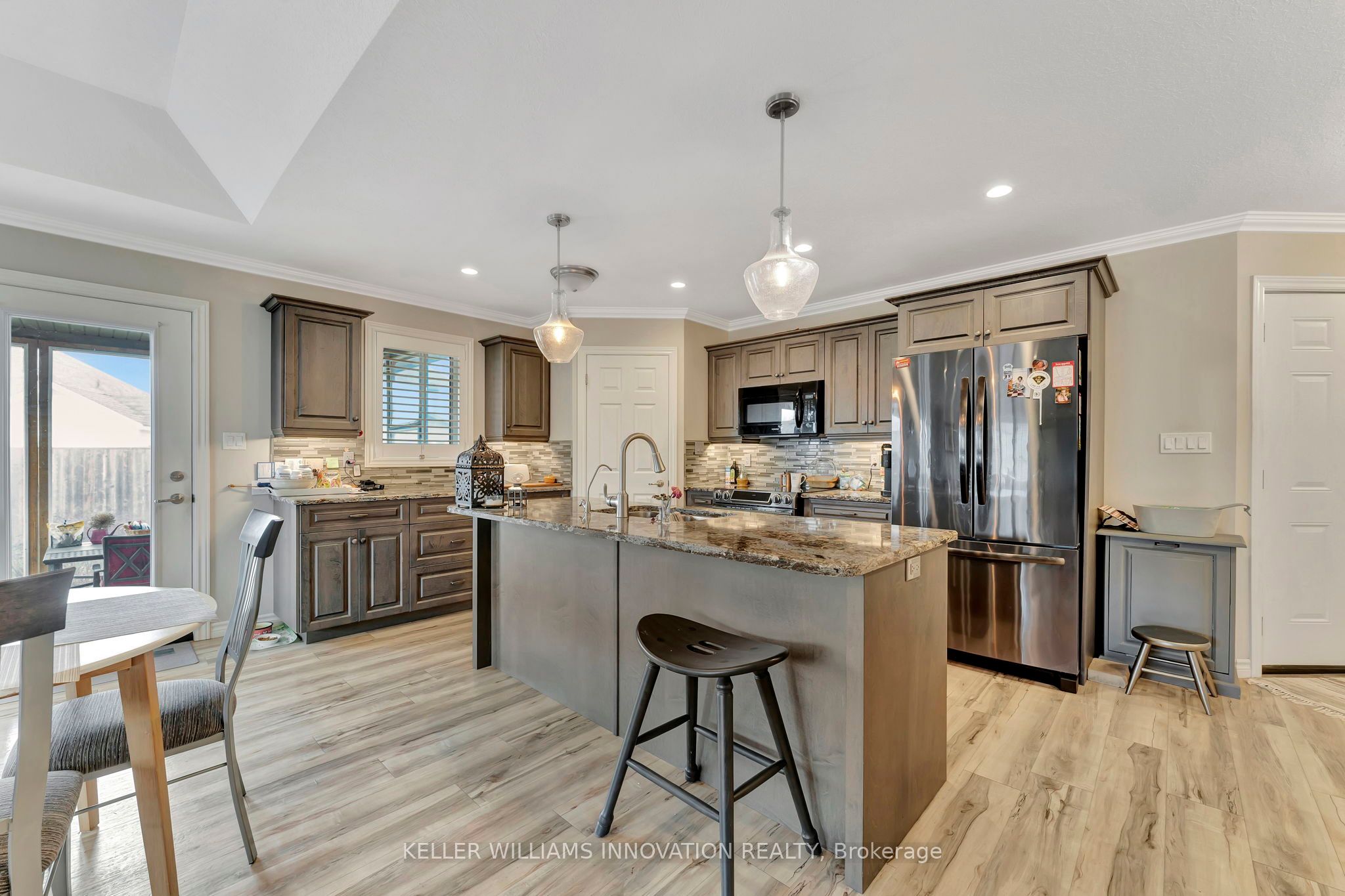 825 Reserve Avenue S Property Photo 10