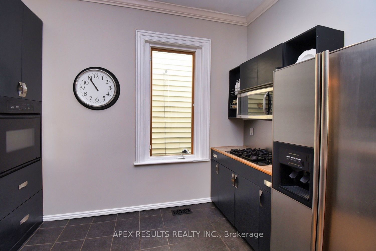 332 King Street Property Photo 16