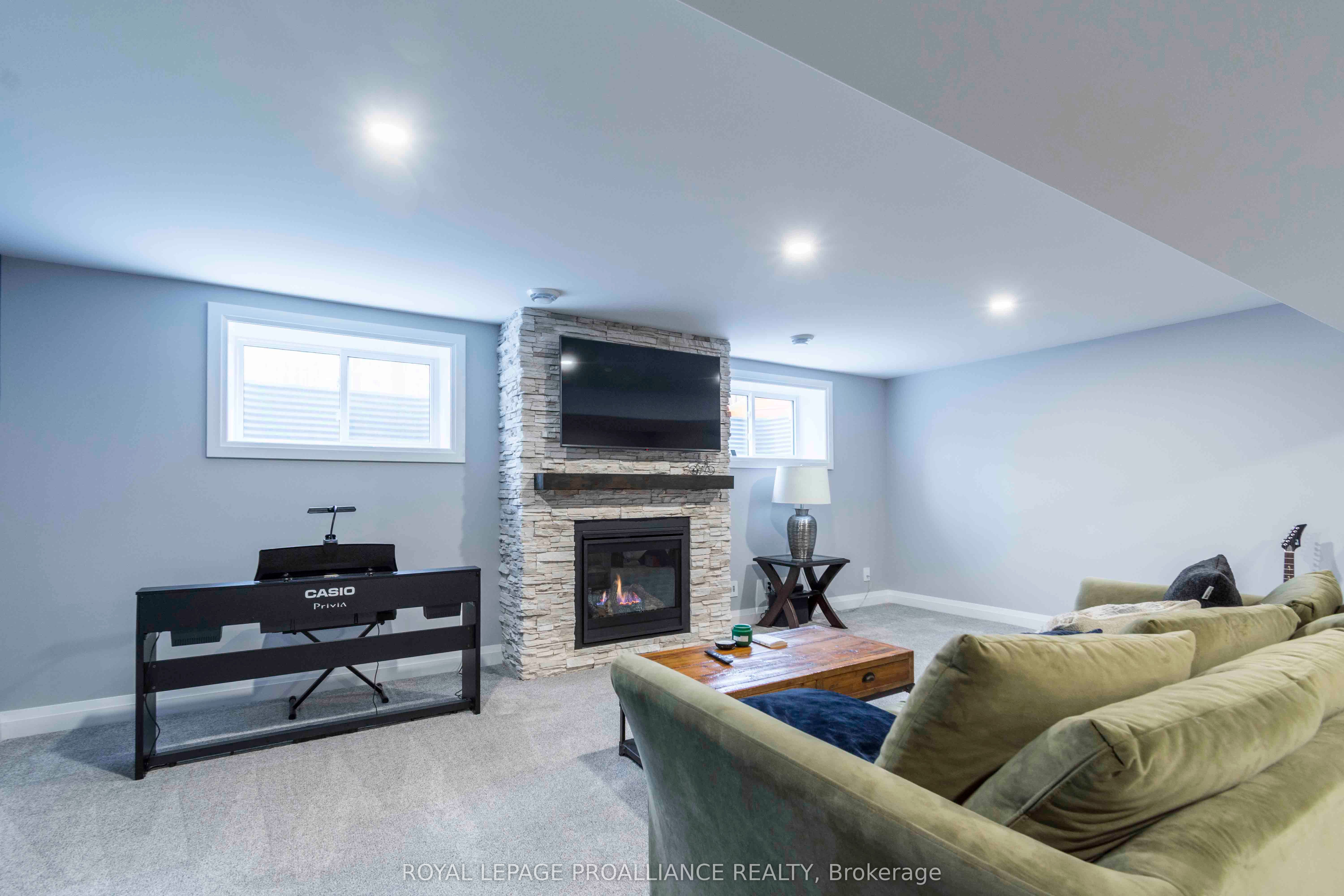 51 Sabrina Avenue Property Photo 25