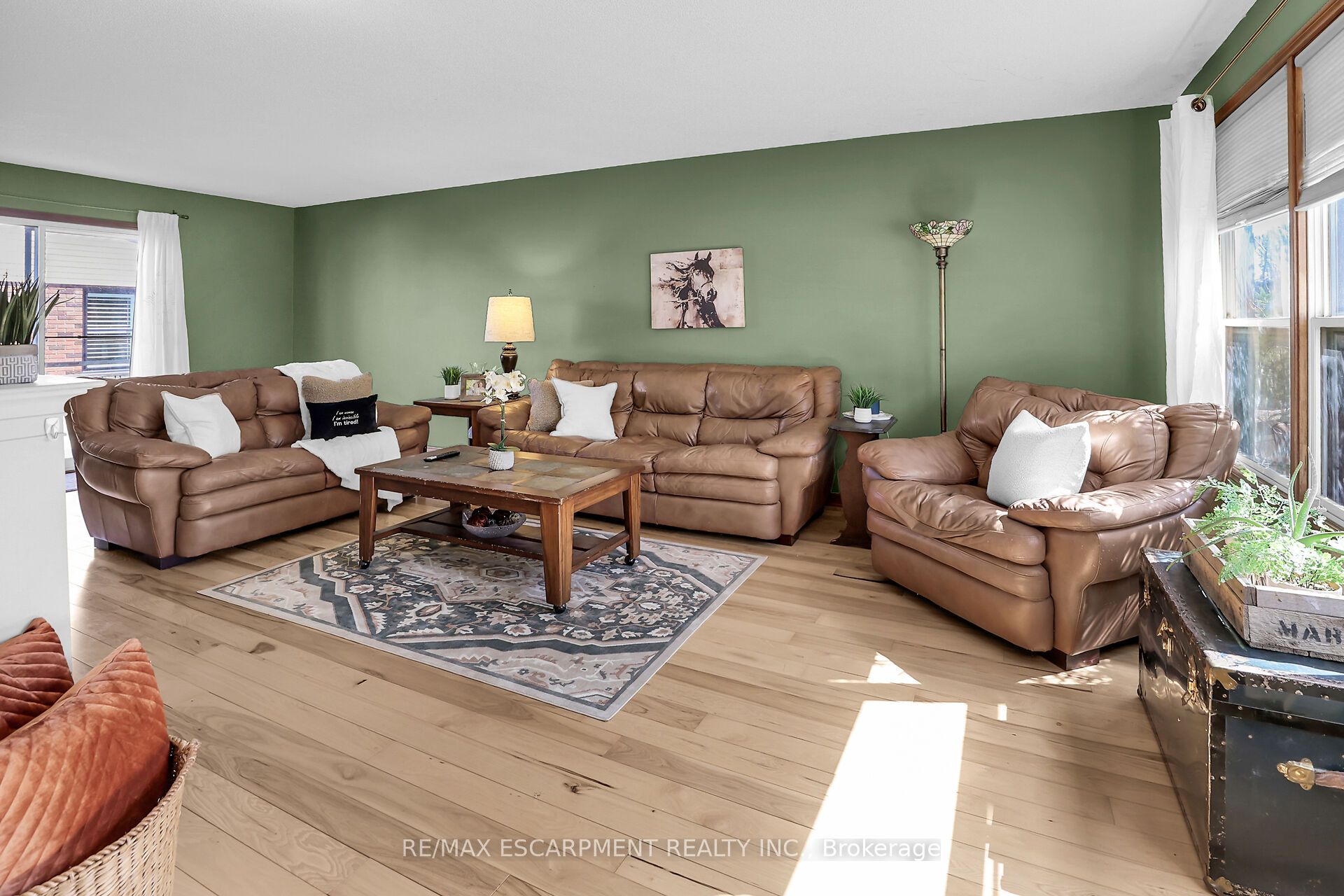 5001 Hillside Drive Property Photo 14
