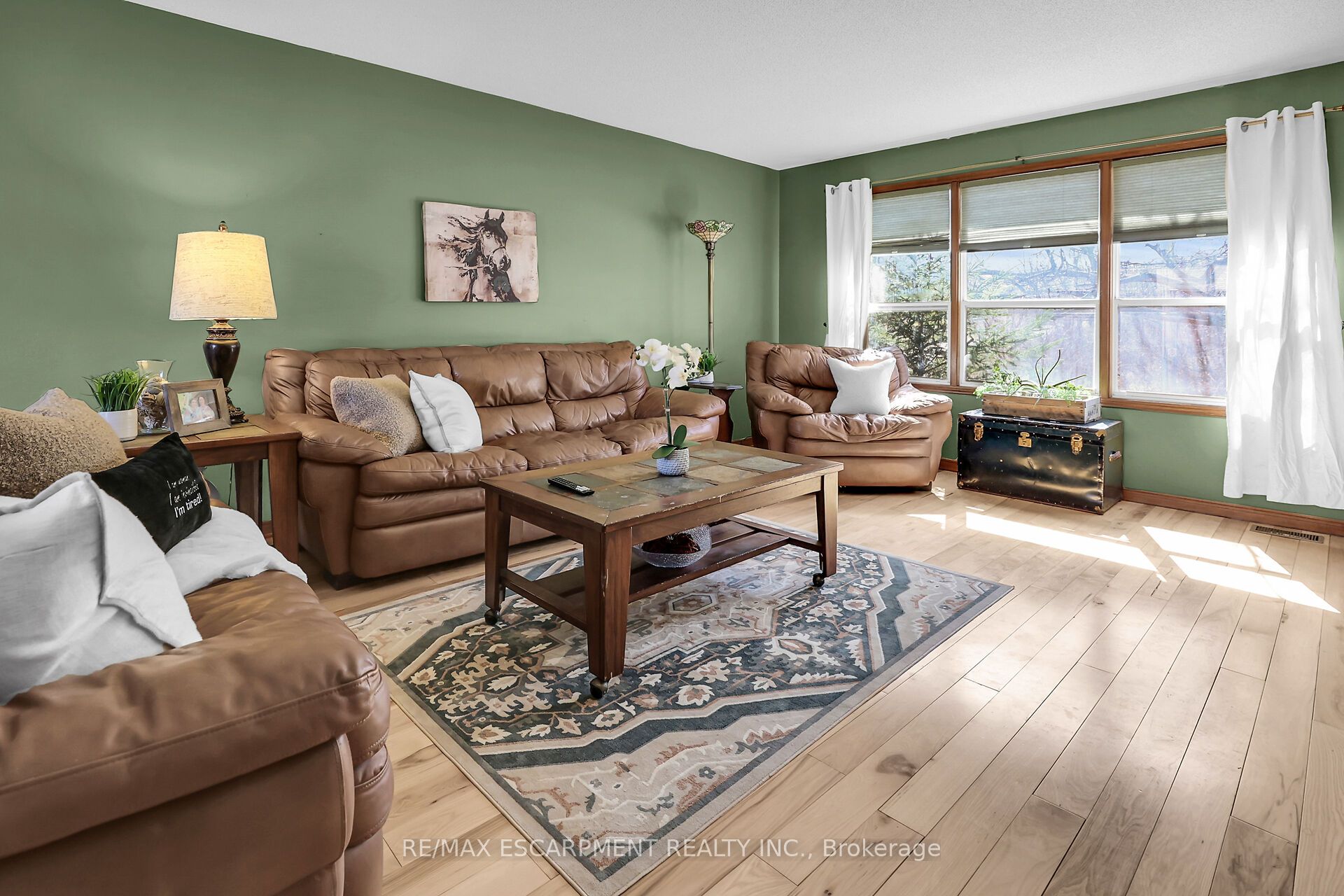 5001 Hillside Drive Property Photo 15