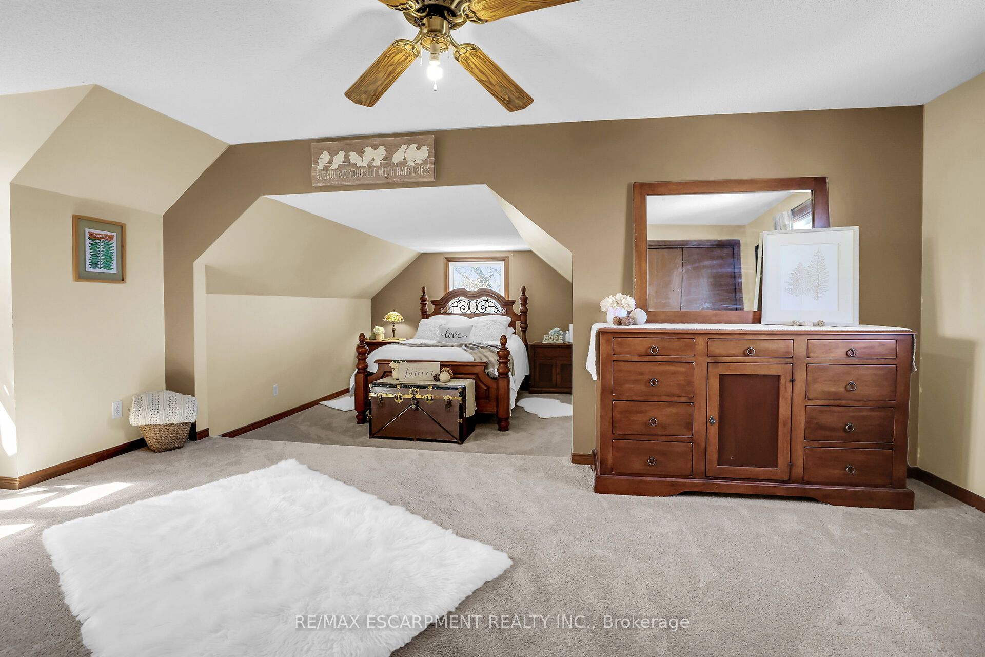 5001 Hillside Drive Property Photo 18