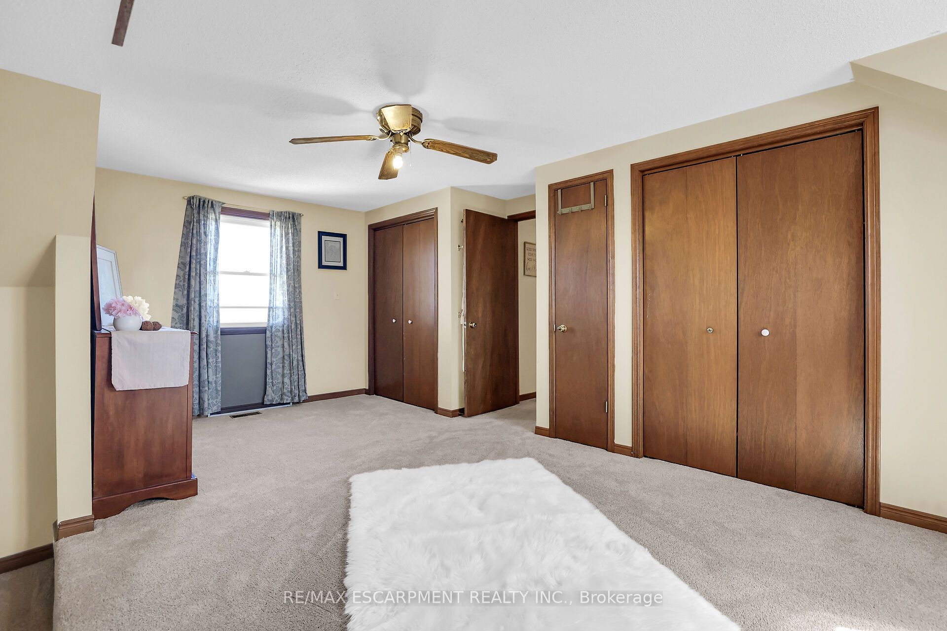 5001 Hillside Drive Property Photo 21
