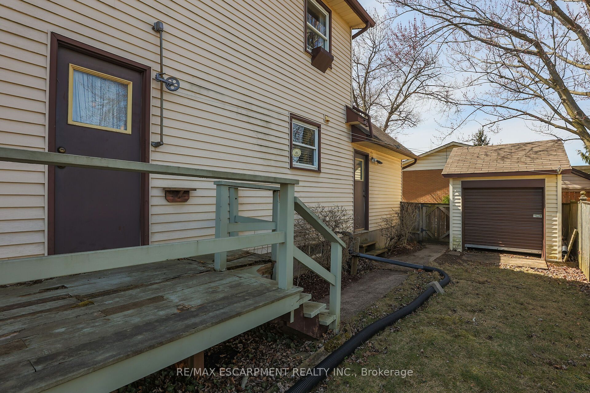 5001 Hillside Drive Property Photo 33