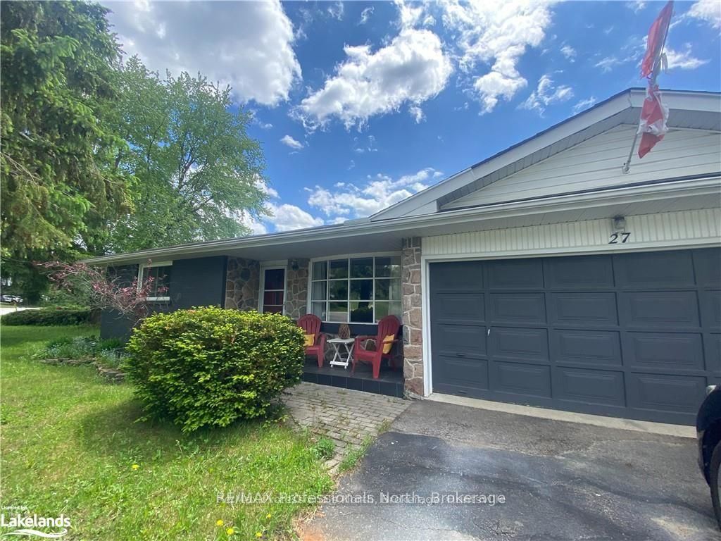 27 Meadow Park Drive Property Photo 1