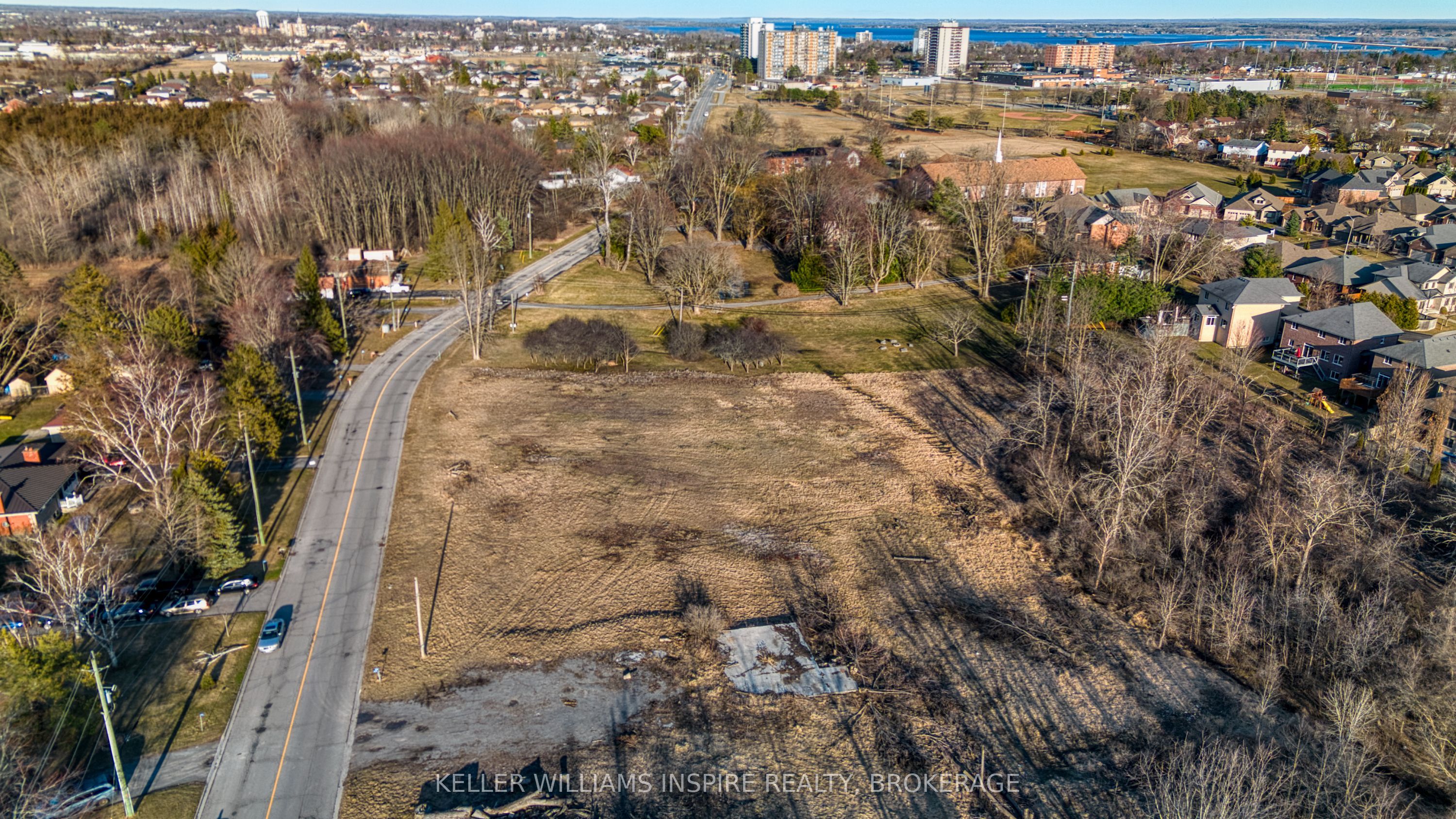 427 Bridge Street Property Photo 5