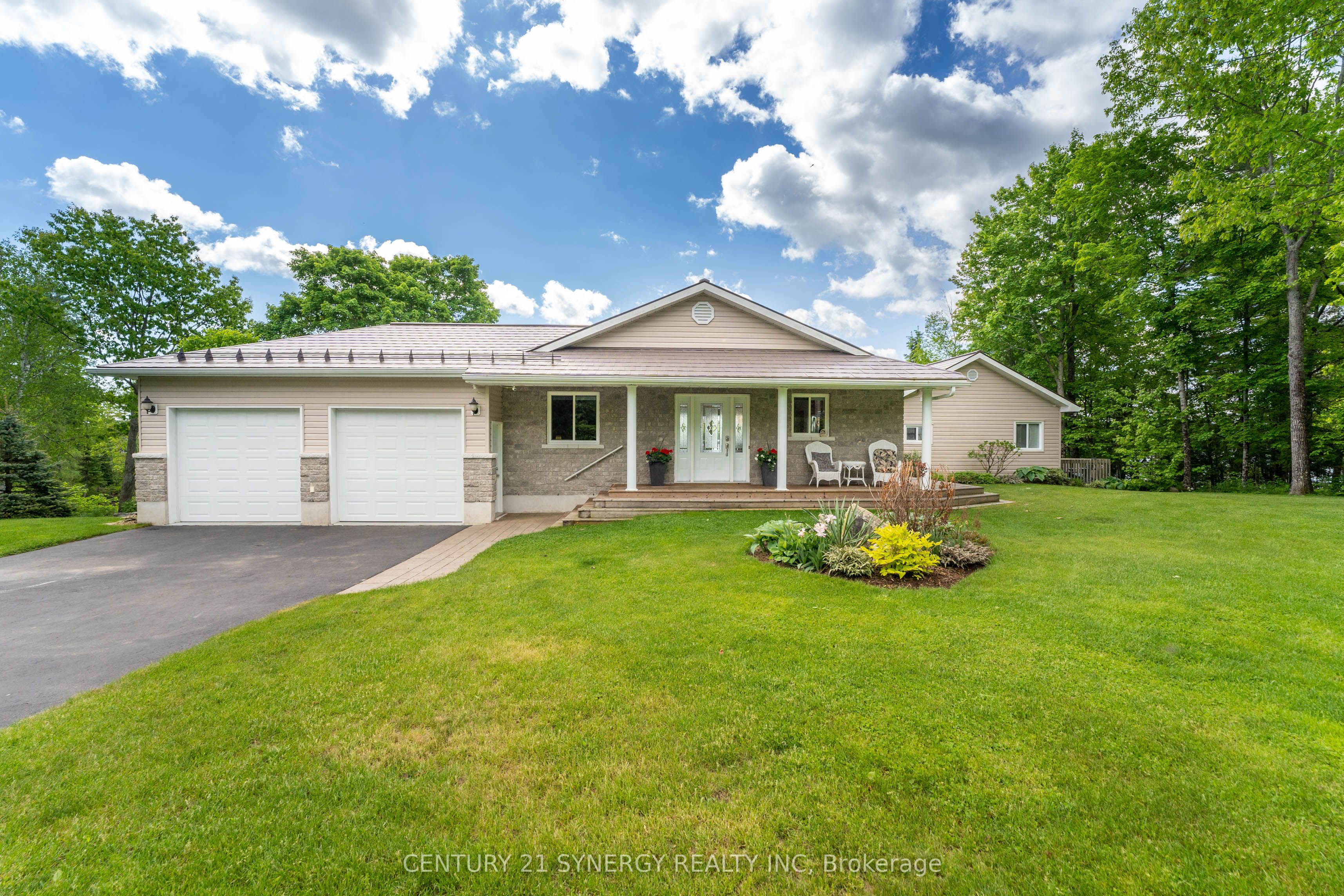 2743 Centennial Lake Road Property Photo