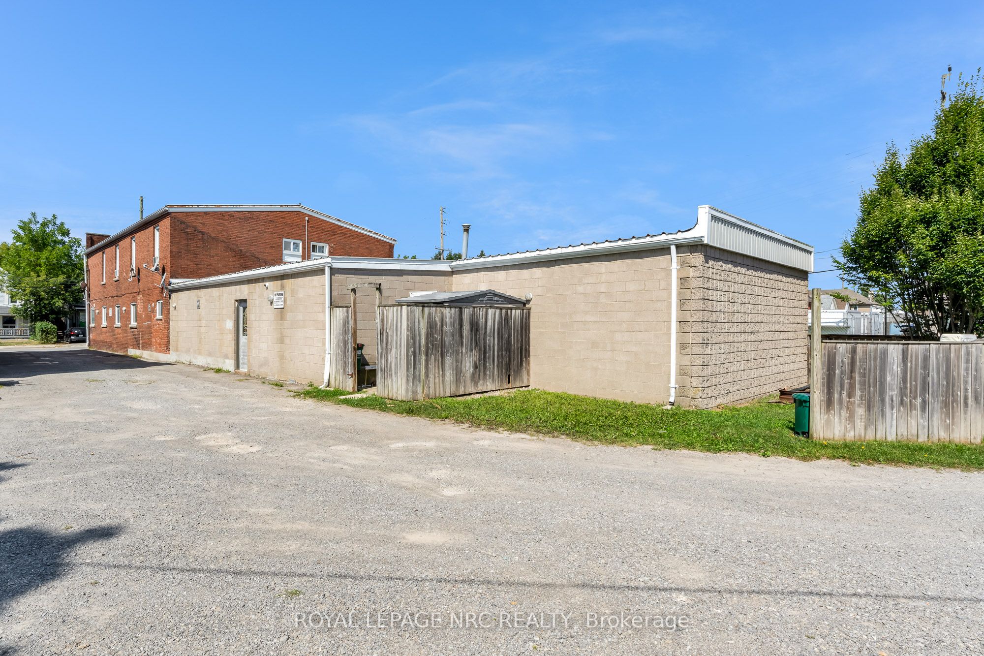 192 Burgar Street Property Photo 2