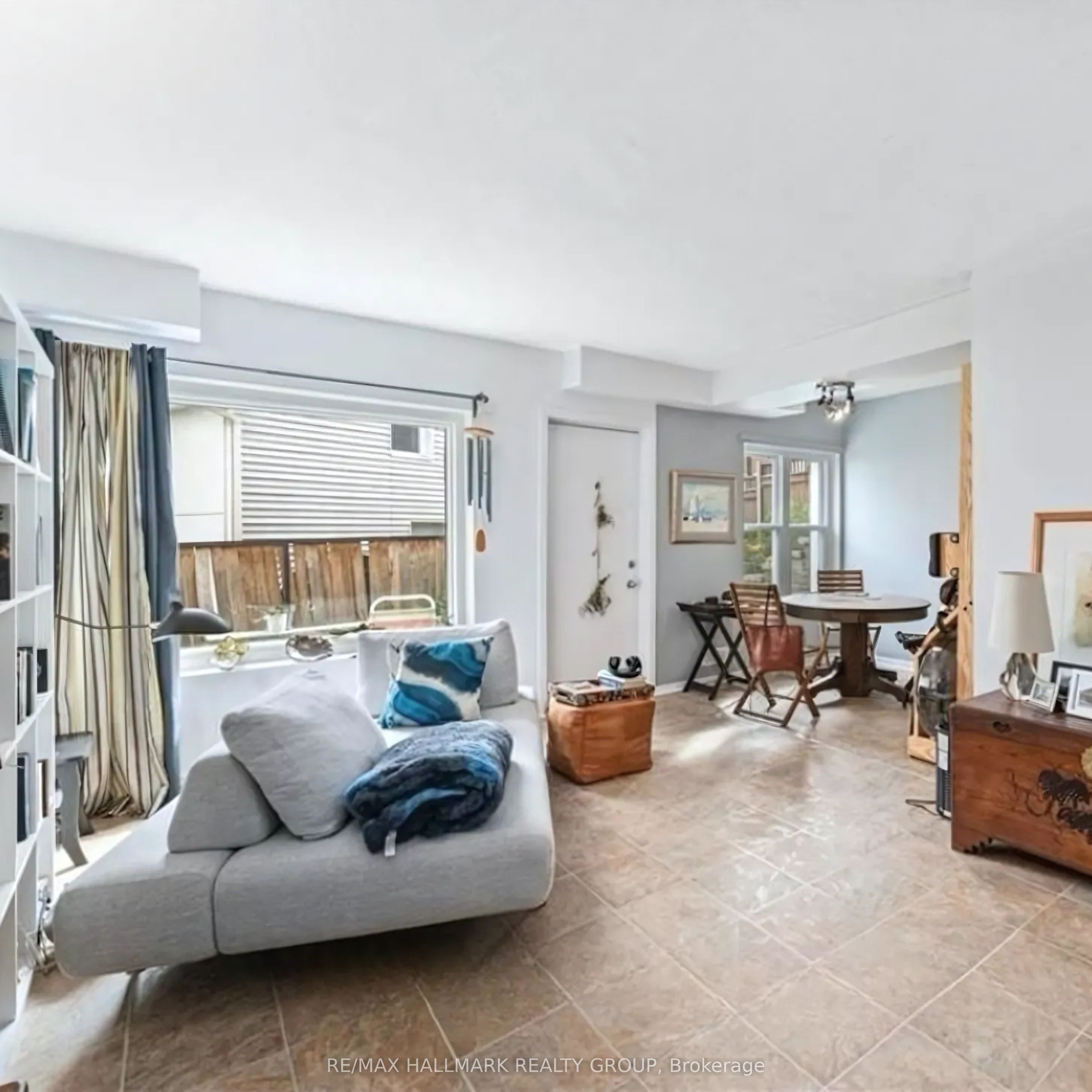 9 Acacia Avenue 1 Property Photo 4