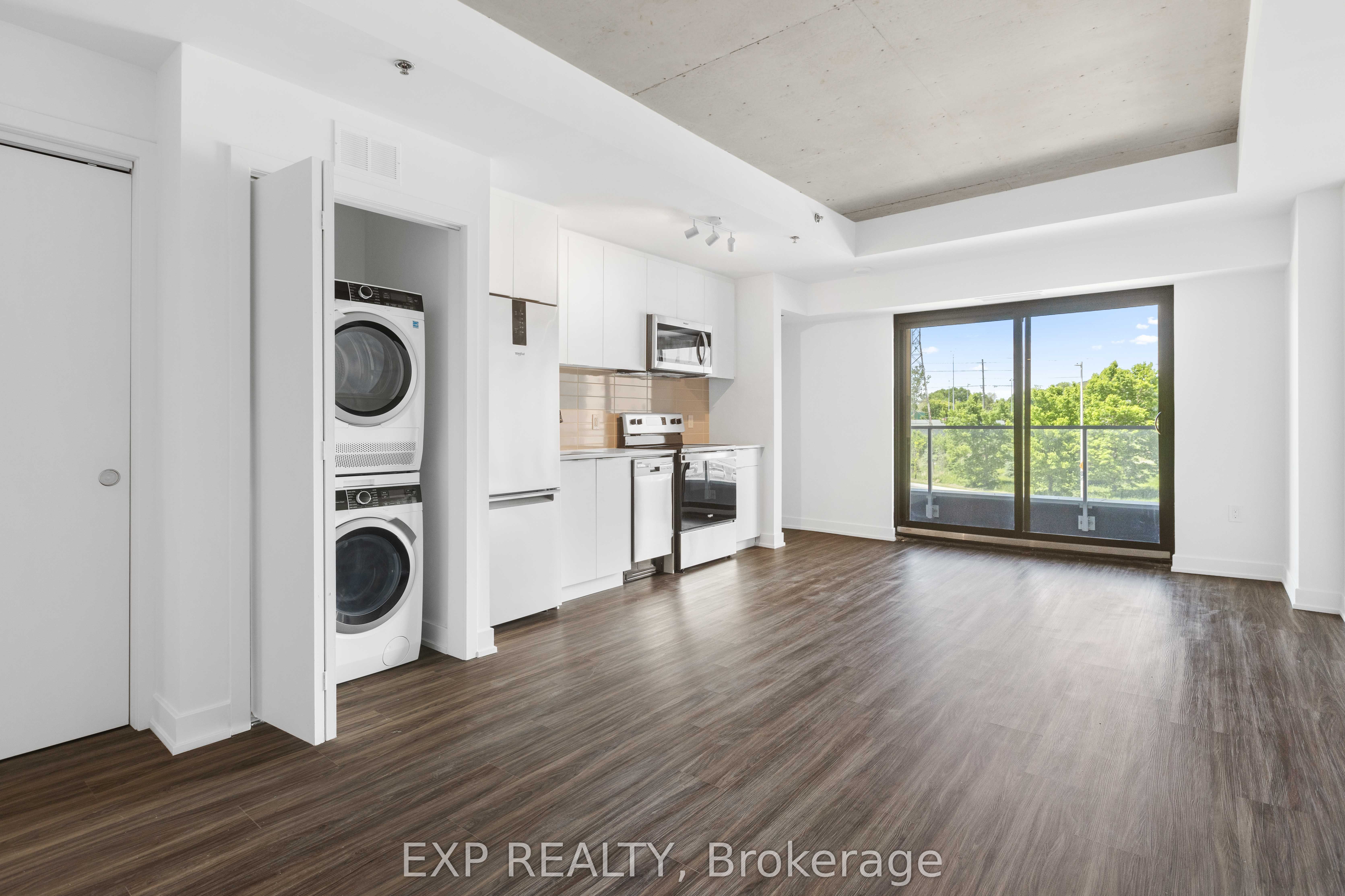 #321 - 1366 Carling Avenue Property Photo 5
