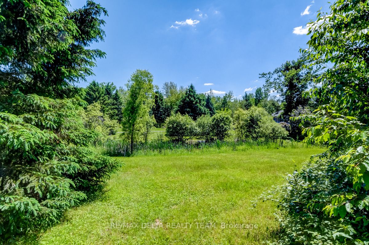 2080 Bouvier Road Property Photo 9