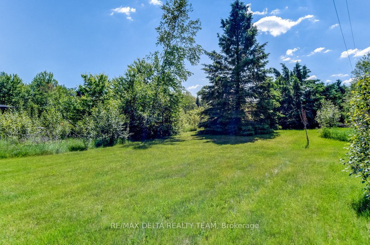 2080 Bouvier Road Property Photo 10