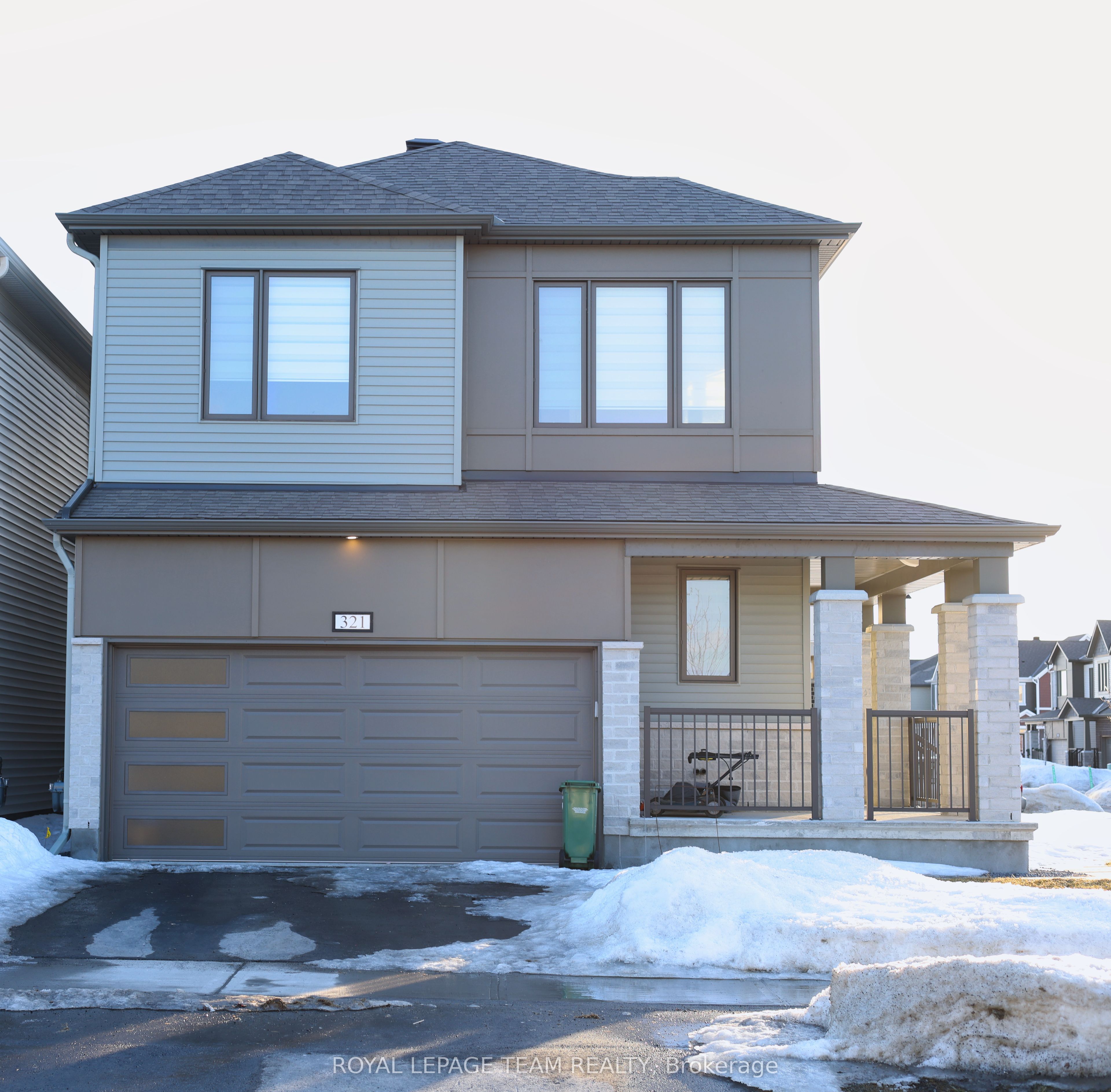 321 Meynell Road Property Photo