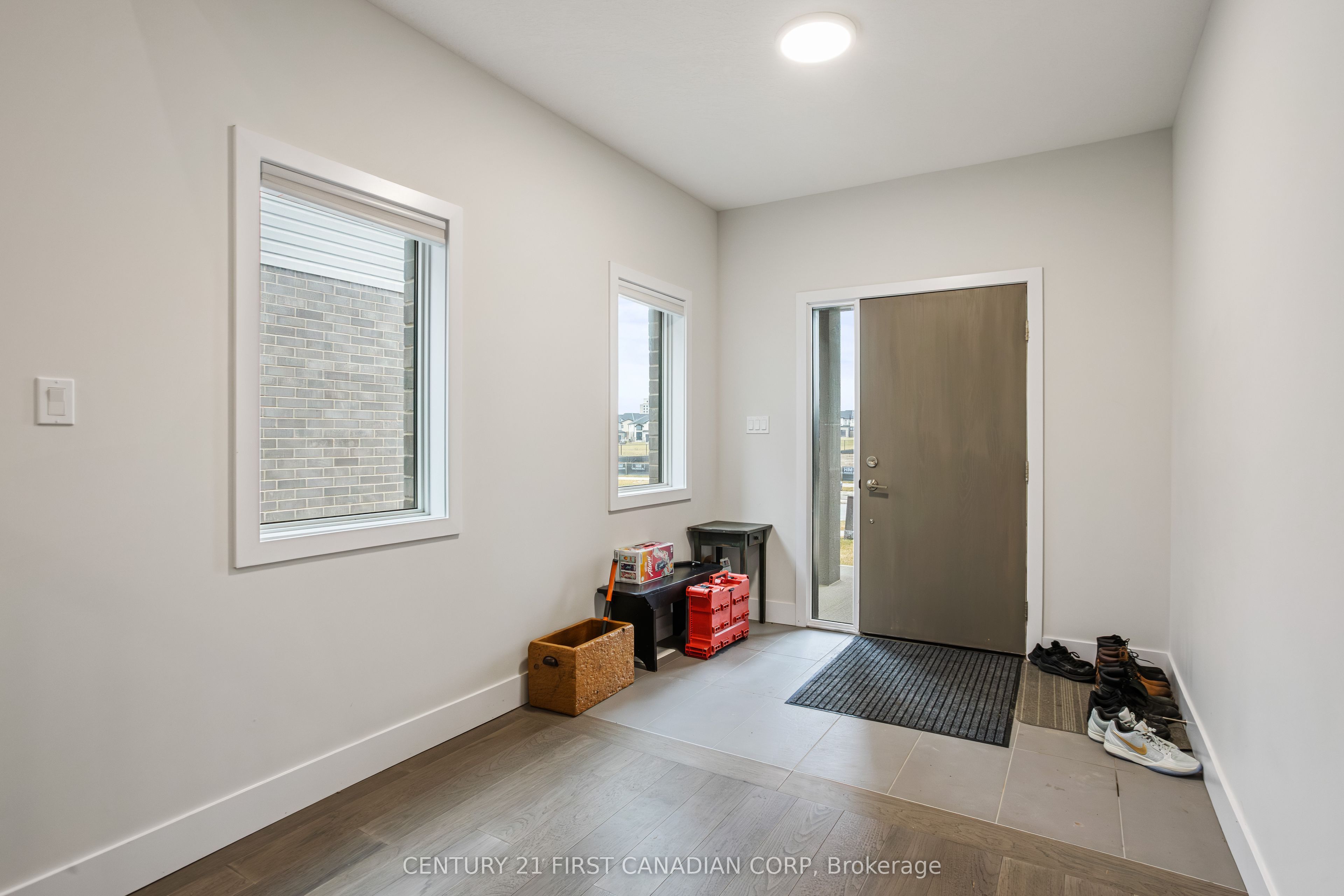 215 Roy Mcdonald Drive N Property Photo 5