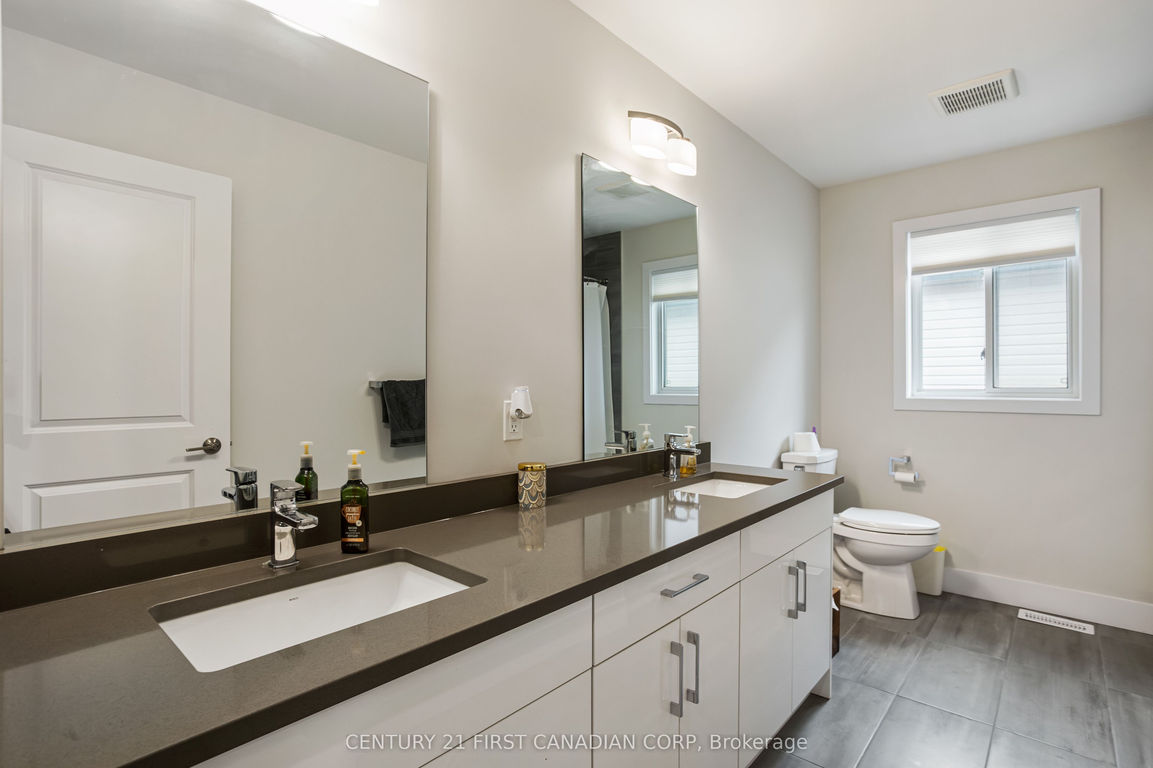 215 Roy Mcdonald Drive N Property Photo 23