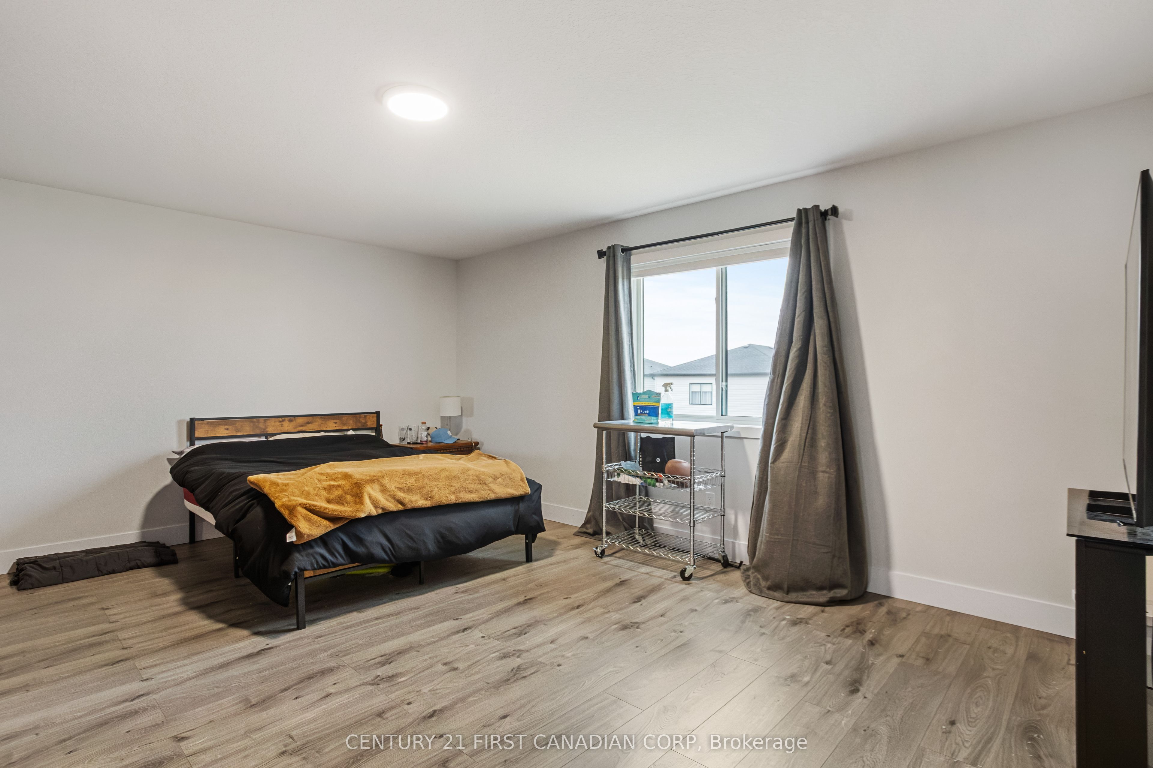 215 Roy Mcdonald Drive N Property Photo 24
