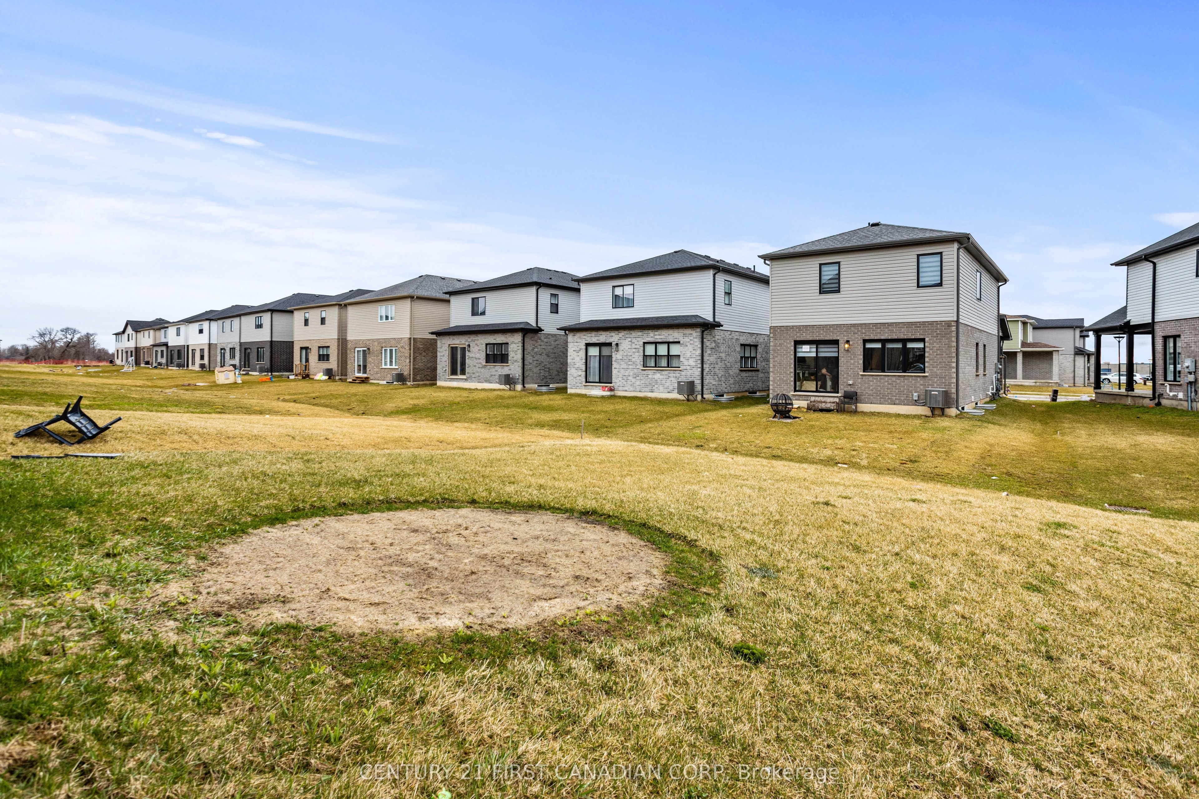 215 Roy Mcdonald Drive N Property Photo 35