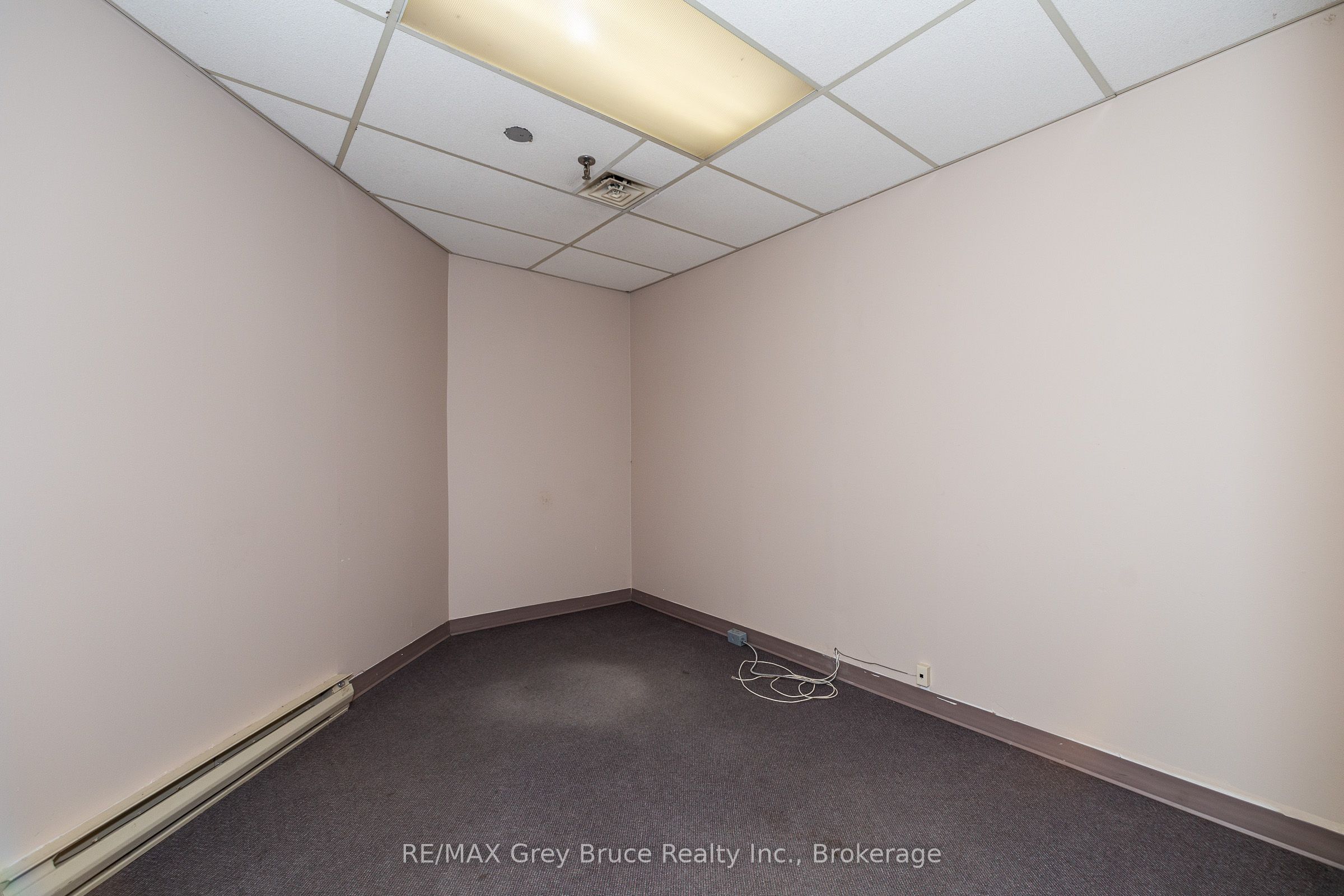 625 6th Street East Street Property Photo 5
