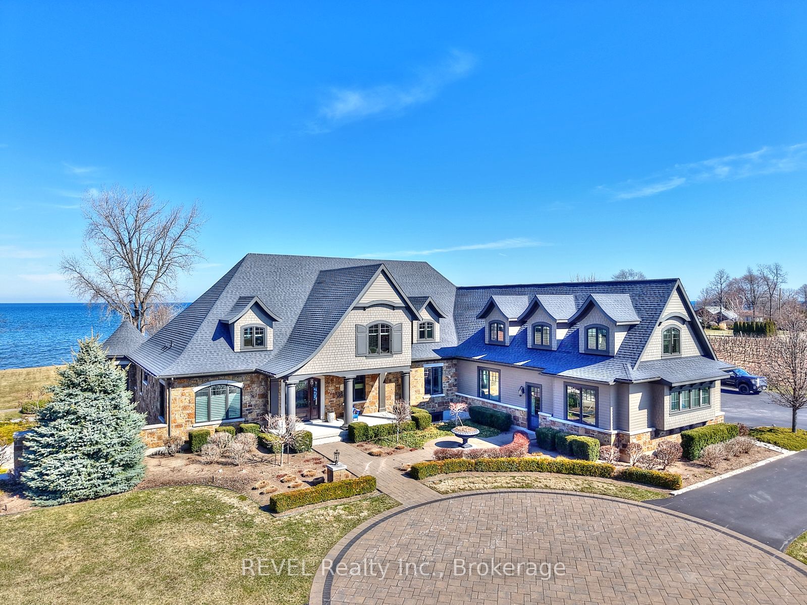 1234 Lakeshore Road Property Photo