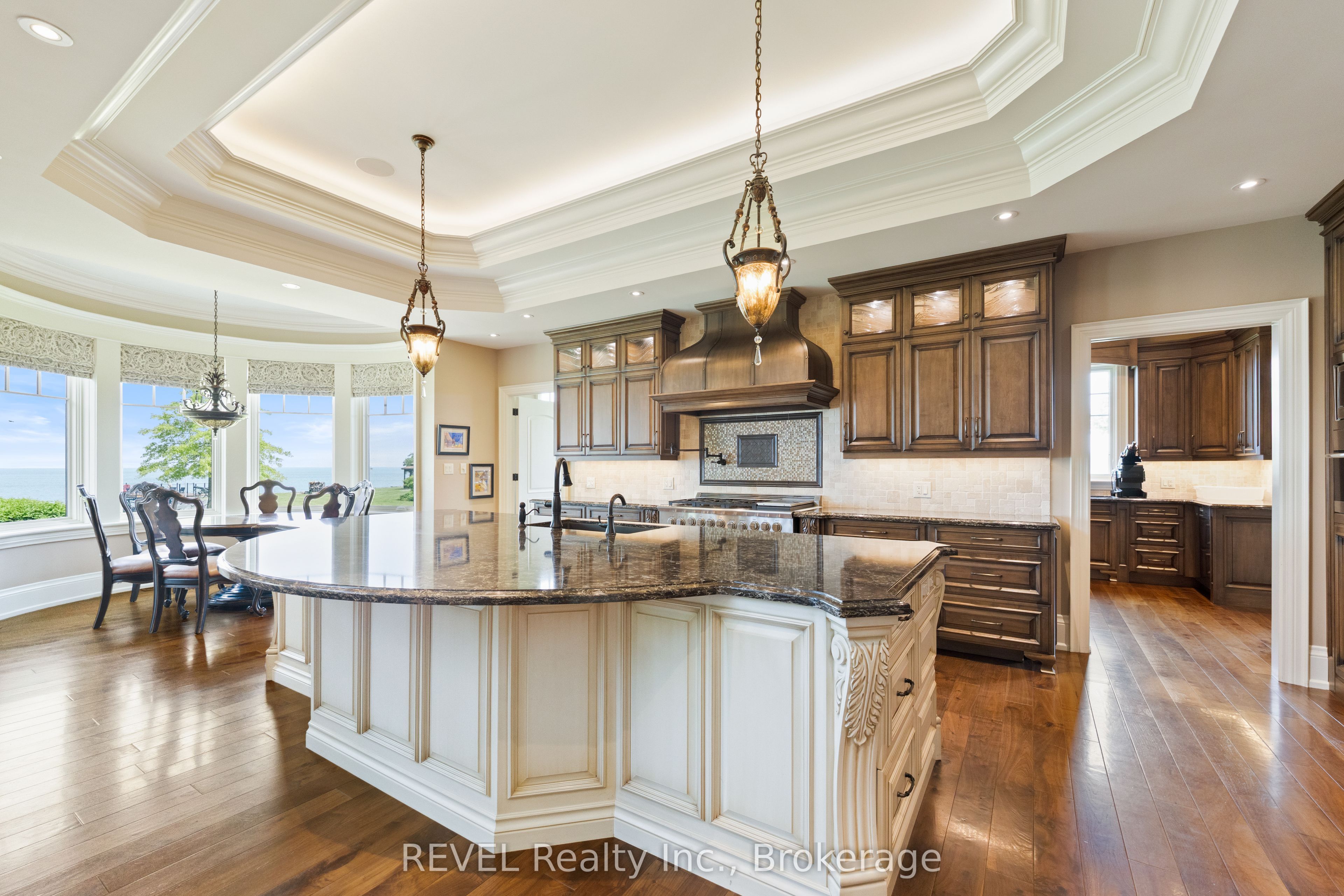 1234 Lakeshore Road N Property Photo 15