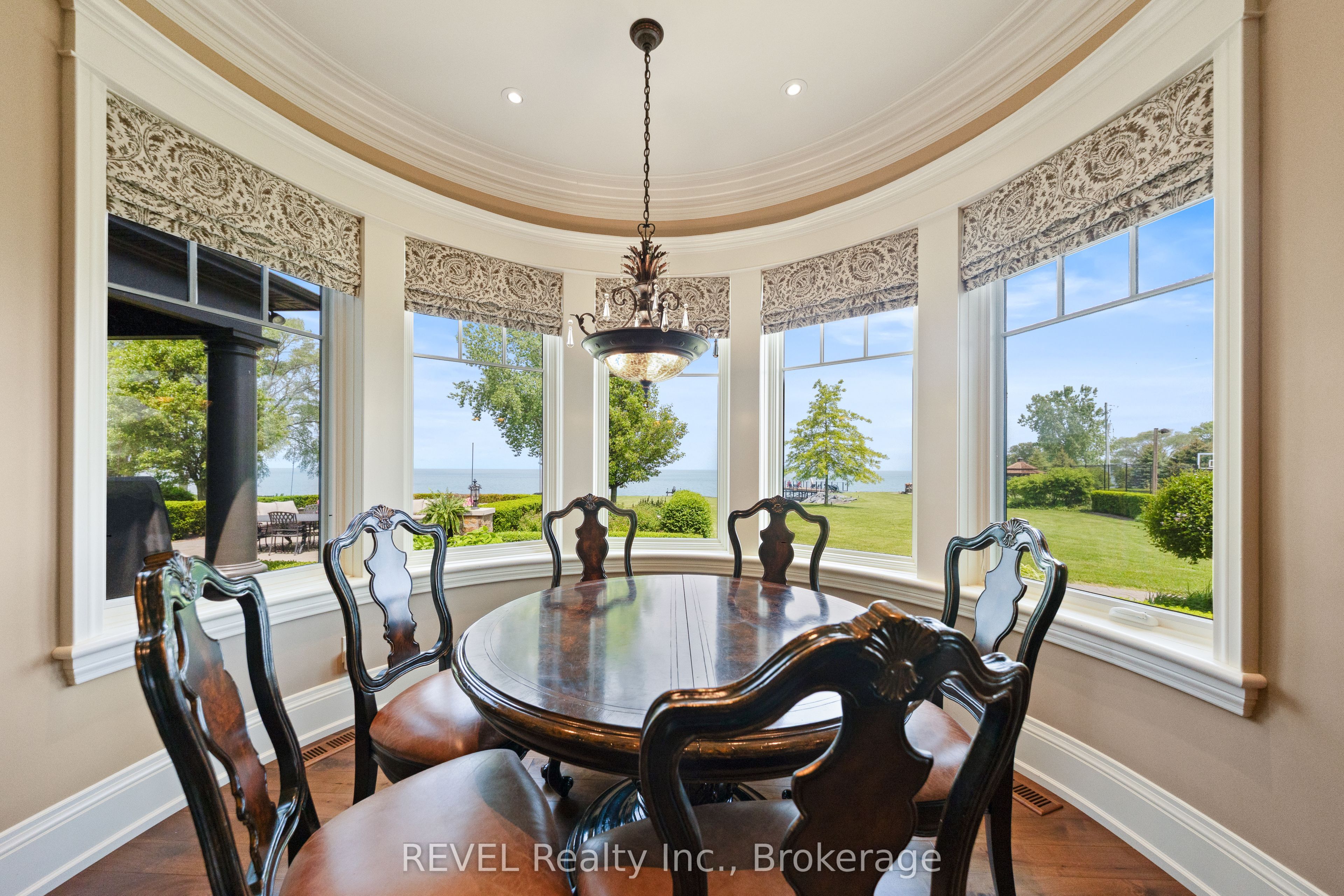 1234 Lakeshore Road N Property Photo 17