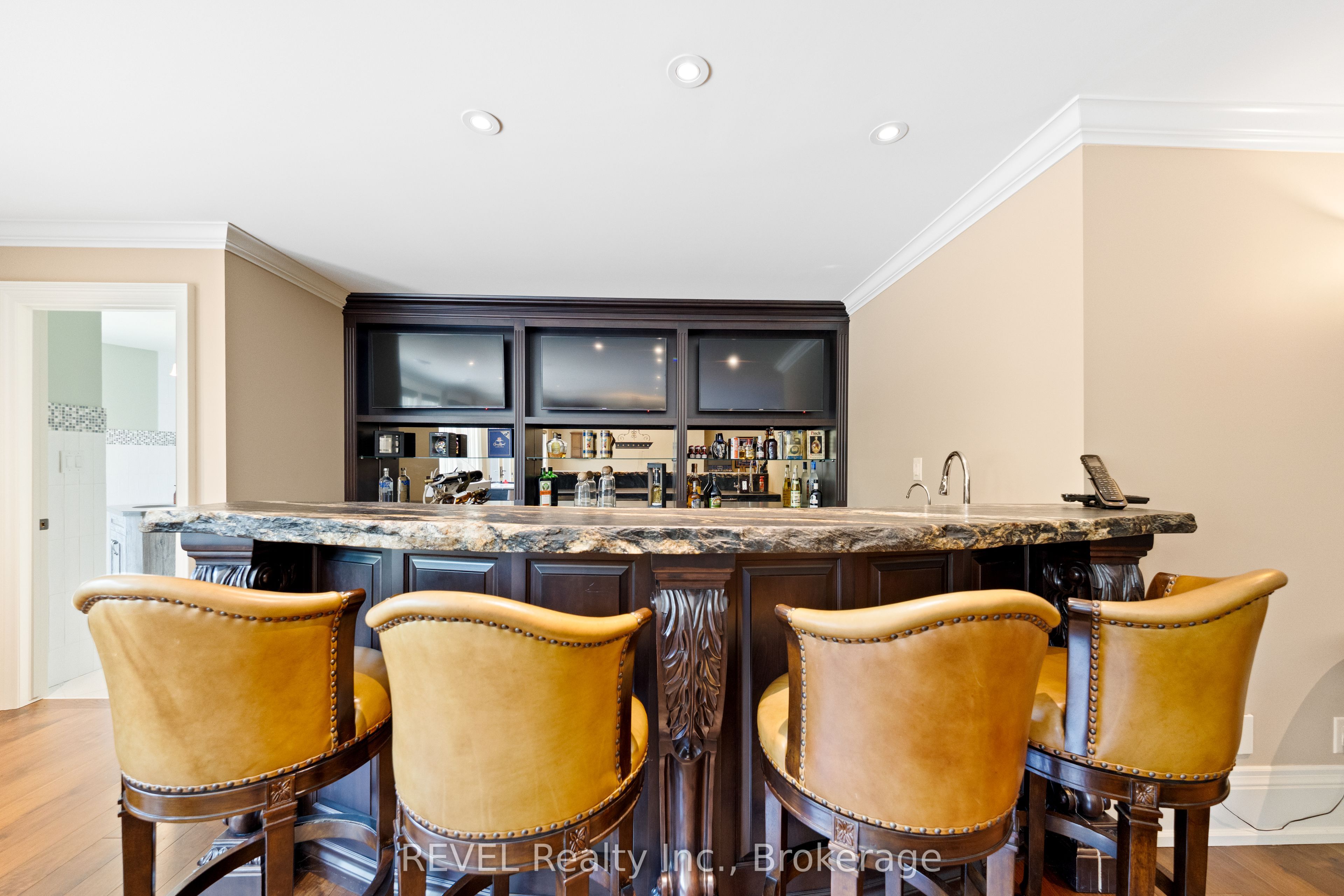 1234 Lakeshore Road N Property Photo 39