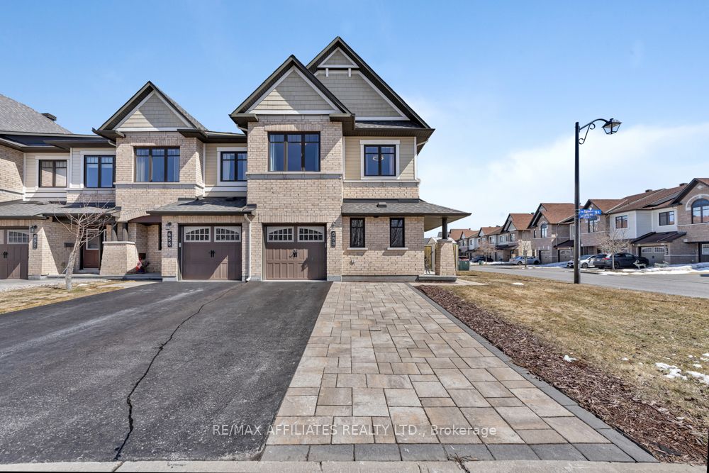 553 Strasbourg Street Property Photo