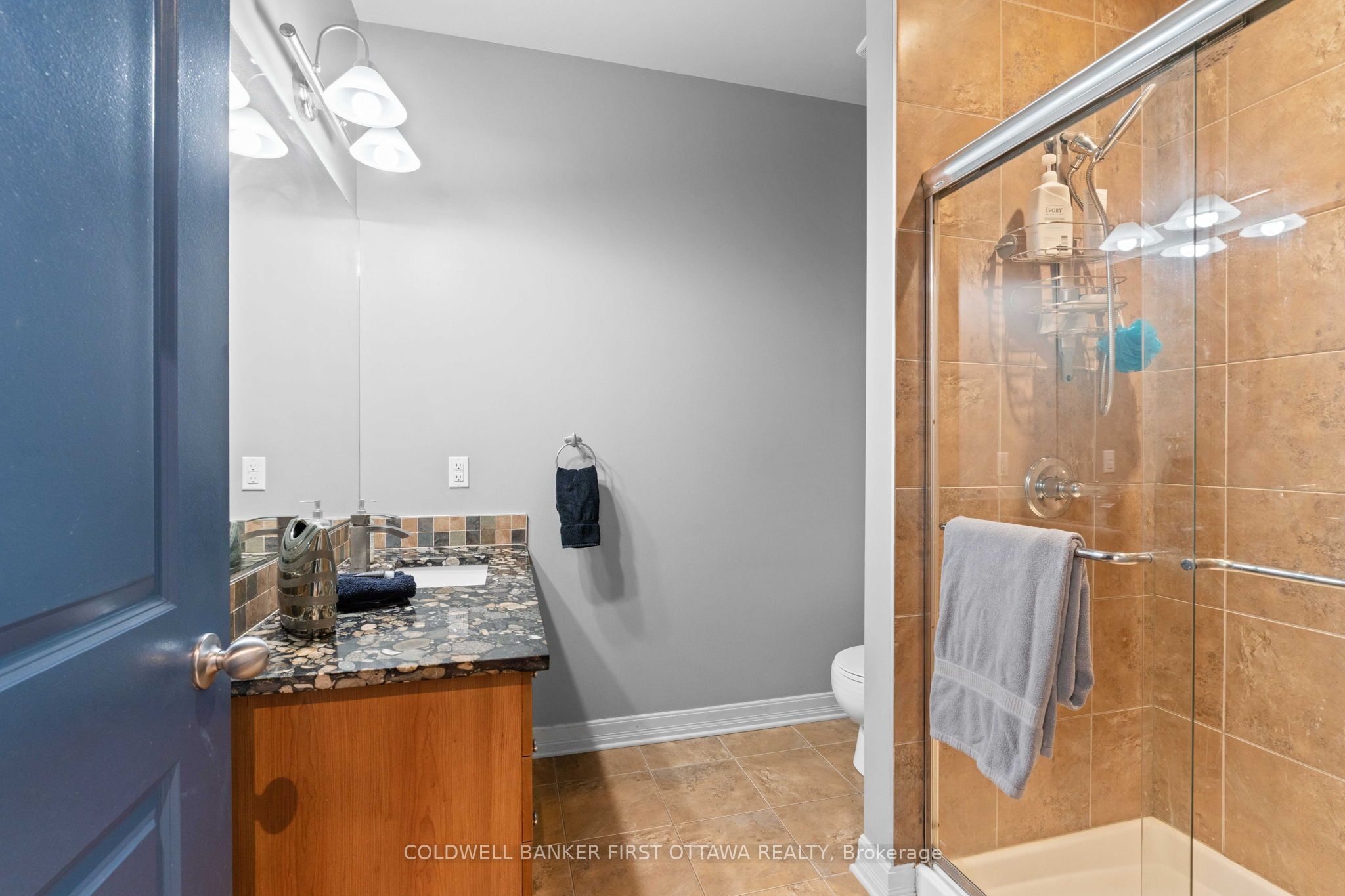 311 Blackleaf Drive Property Photo 17