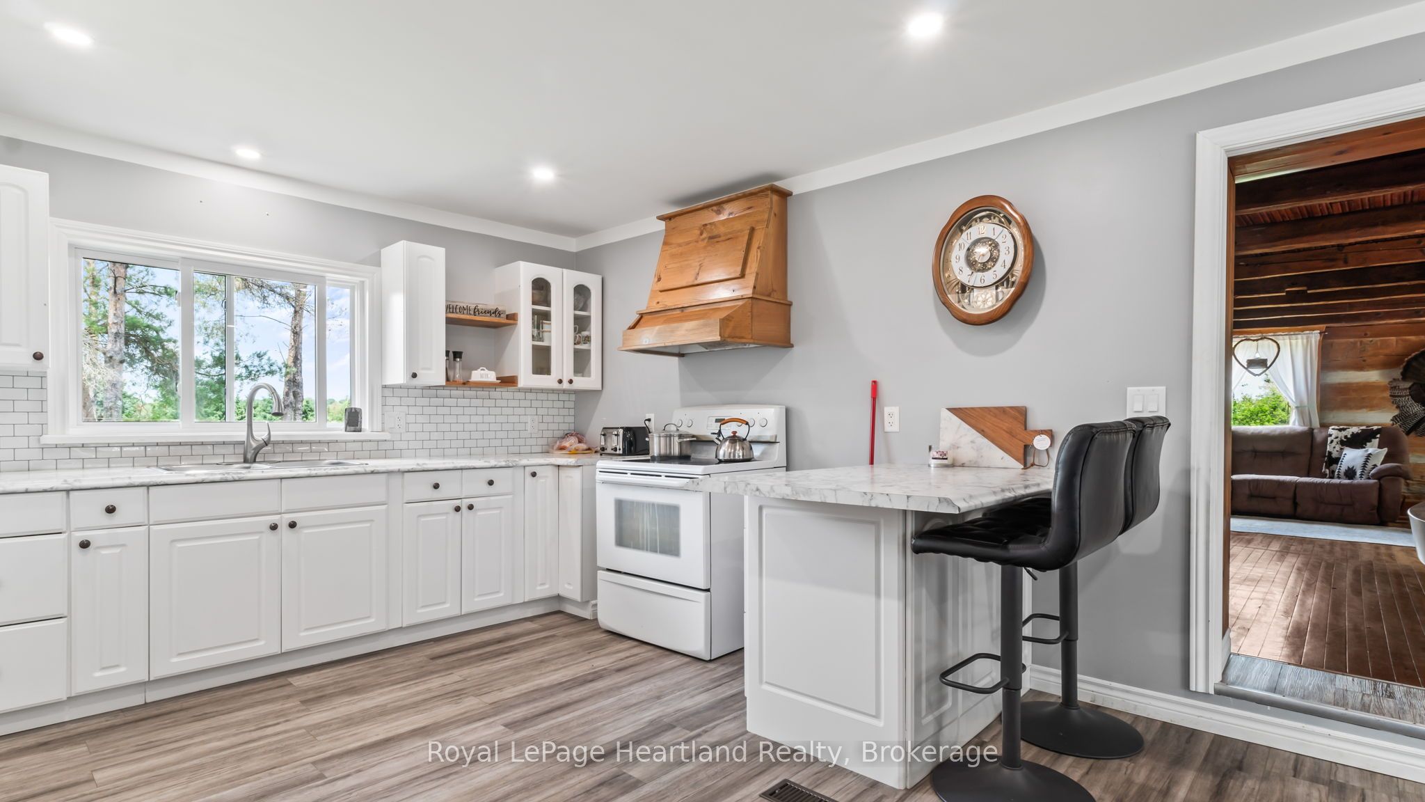 341149 Grey Rd 28 N/a Property Photo 4
