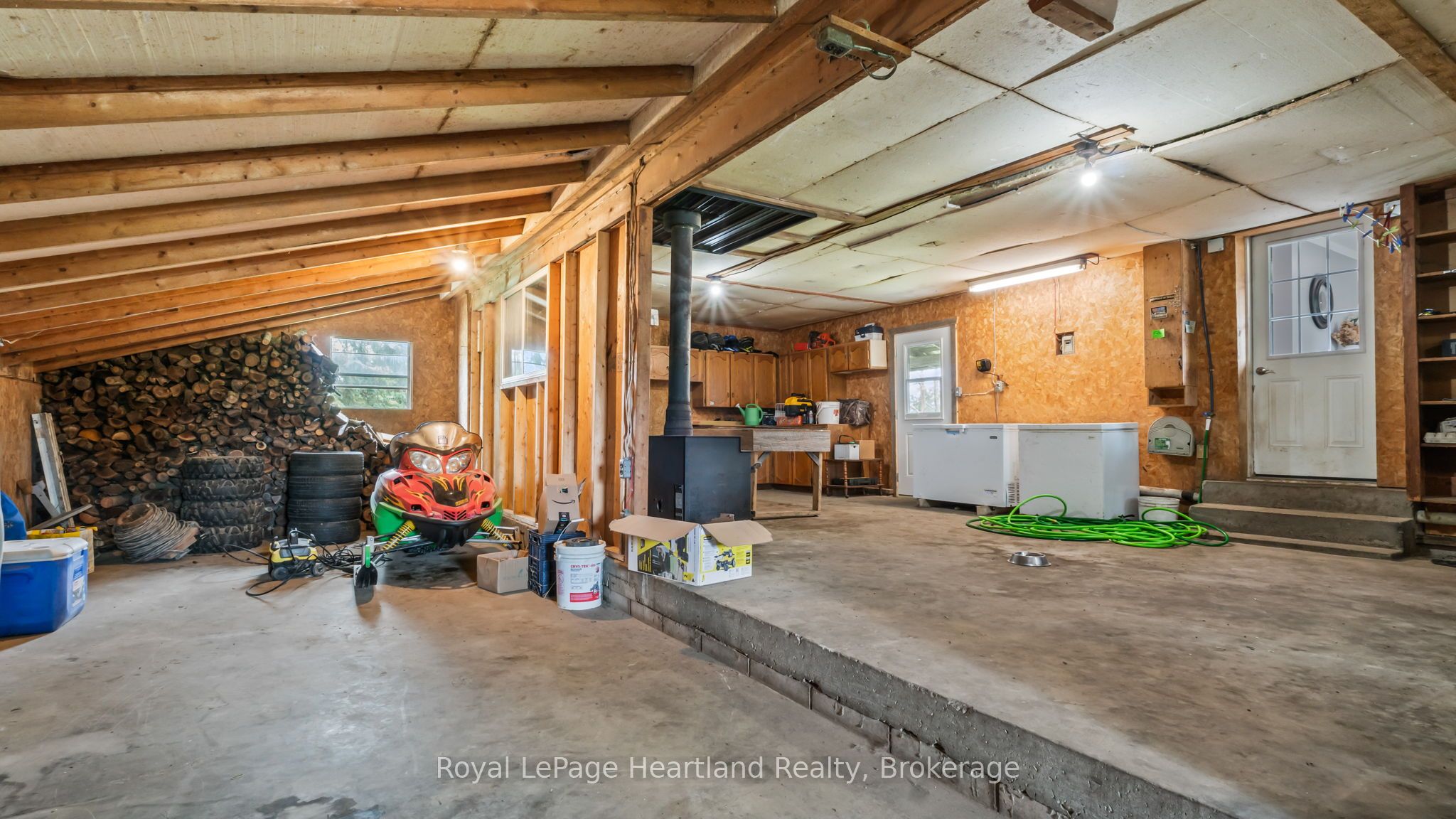 341149 Grey Rd 28 N/a Property Photo 22