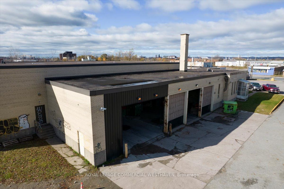 250 Bruce Street Property Photo 5