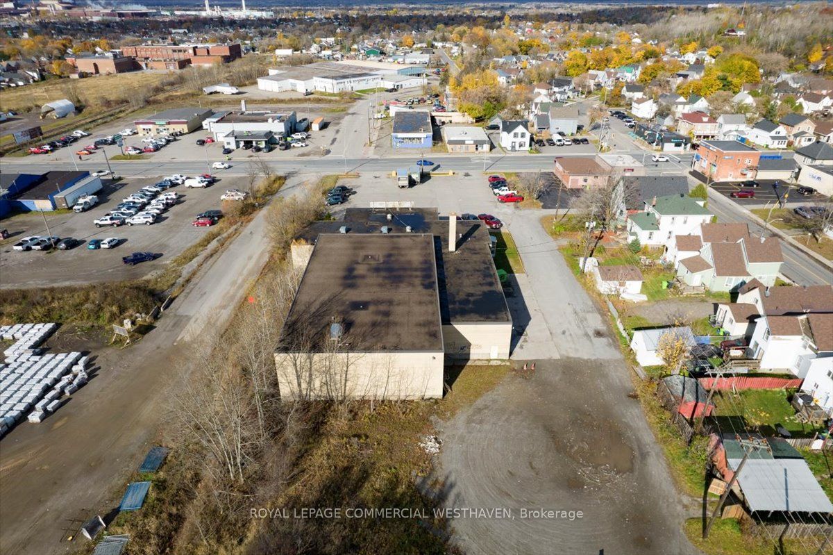 250 Bruce Street Property Photo 6
