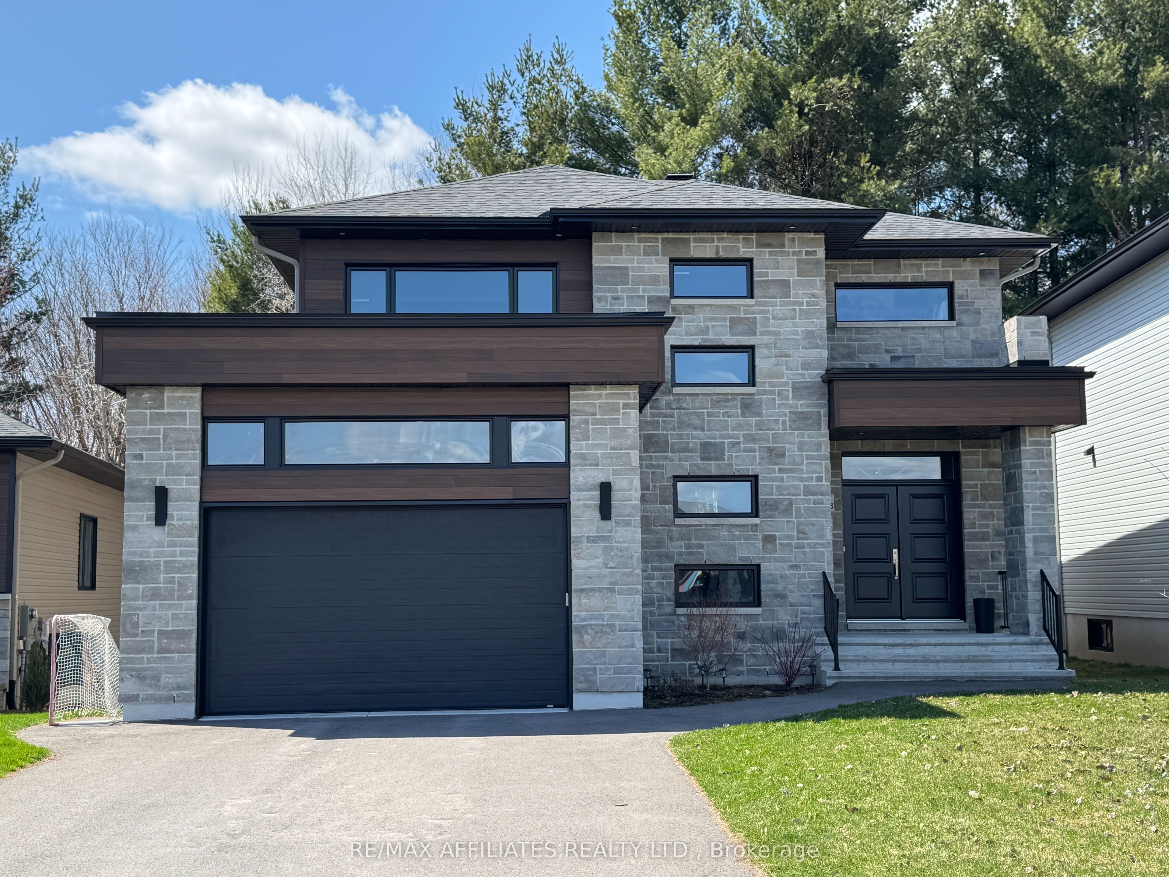 248 Nature Street Property Photo