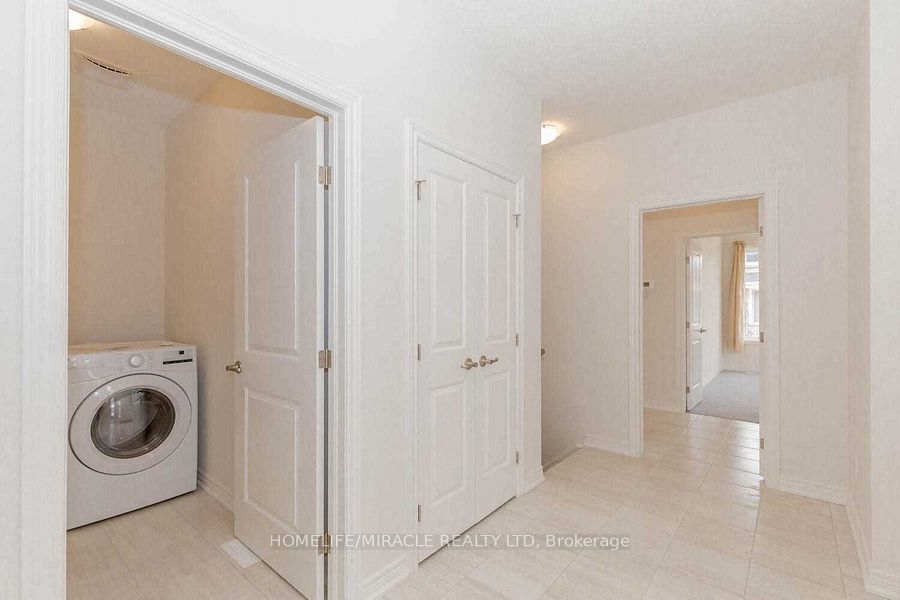 45 Irwin Common Street Property Photo 6