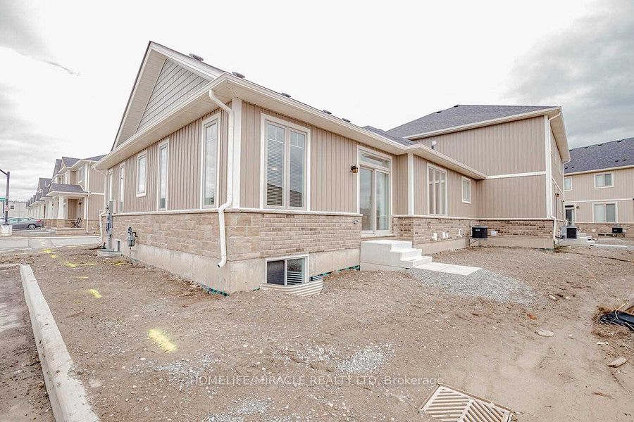 45 Irwin Common Street Property Photo 8
