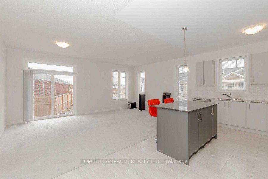 45 Irwin Common Street Property Photo 13