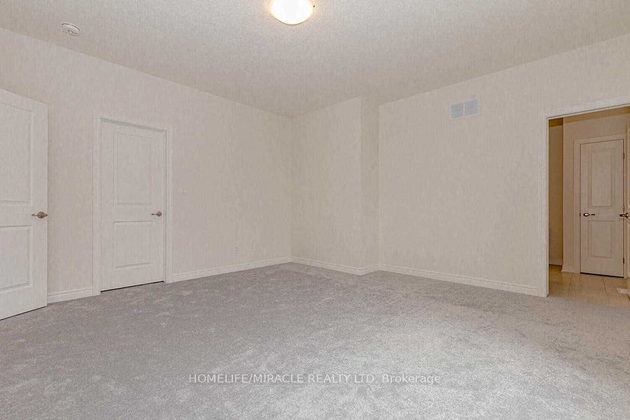 45 Irwin Common Street Property Photo 24