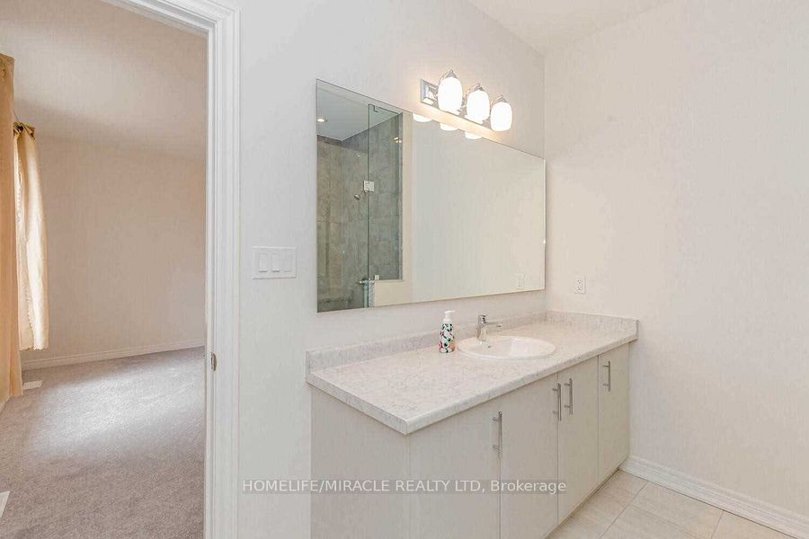 45 Irwin Common Street Property Photo 29